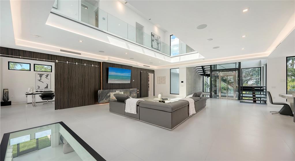 Sarasota, Florida, 34239, United States, 5 Bedrooms Bedrooms, ,8 BathroomsBathrooms,Residential,For Sale,1991570