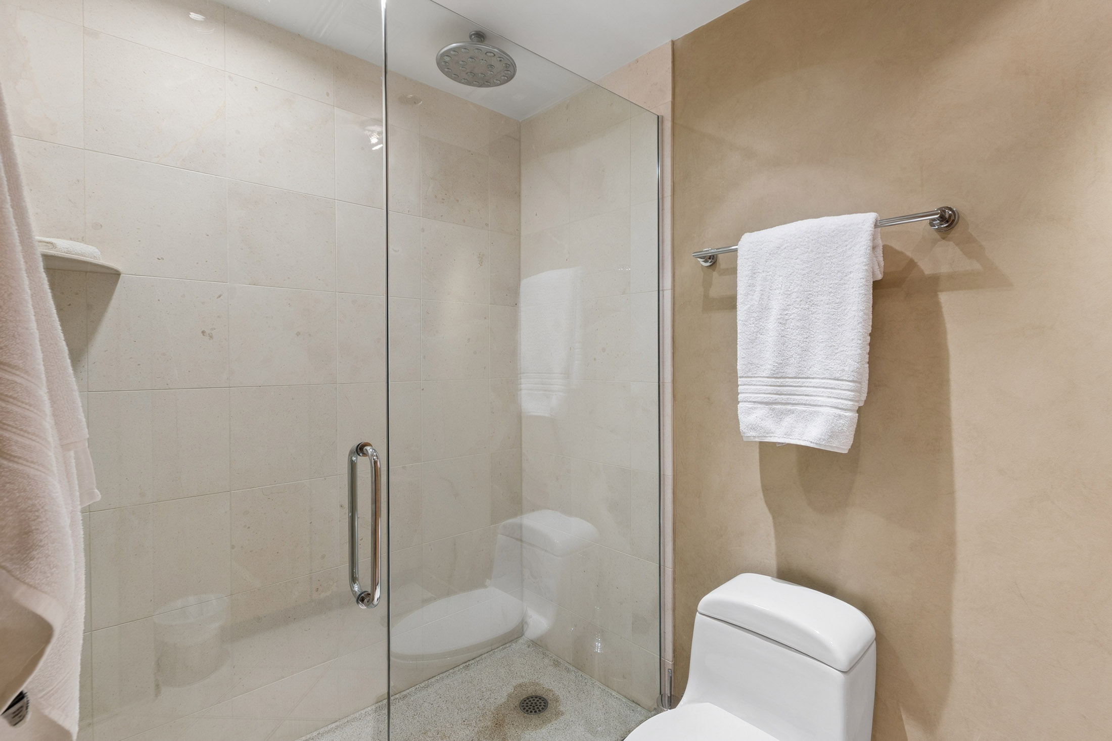  Embrace Midtown Living at Colony House - 物件實景