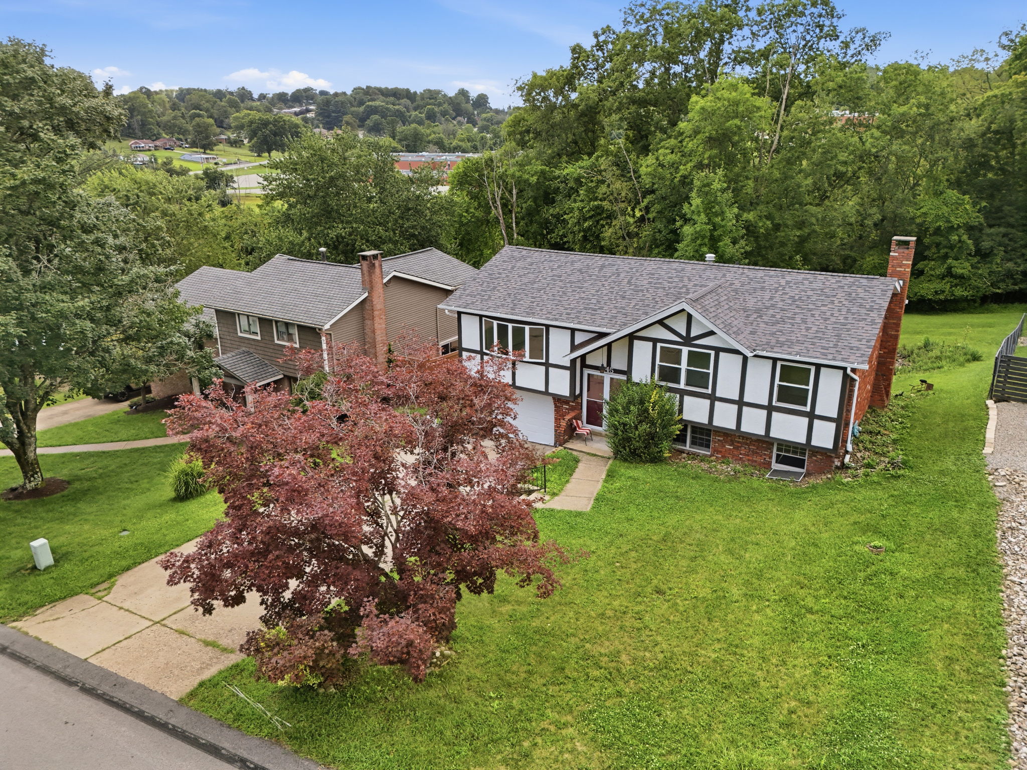  145 Karen Drive, Elizabeth, PA 15037 - 物件實景