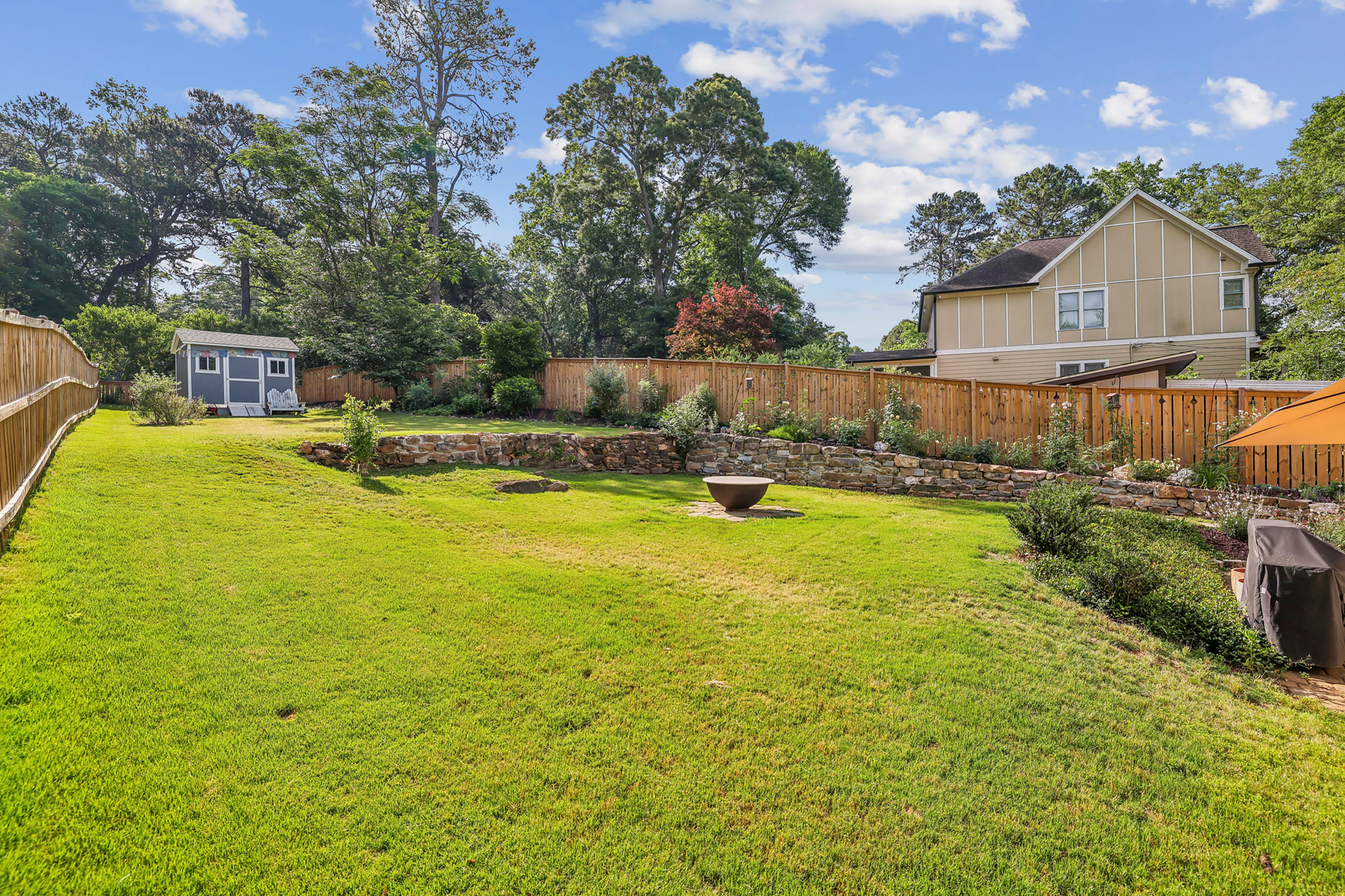  Renovated Bungalow Blends Historic Atlanta Character with Modern Luxury - 物件實景