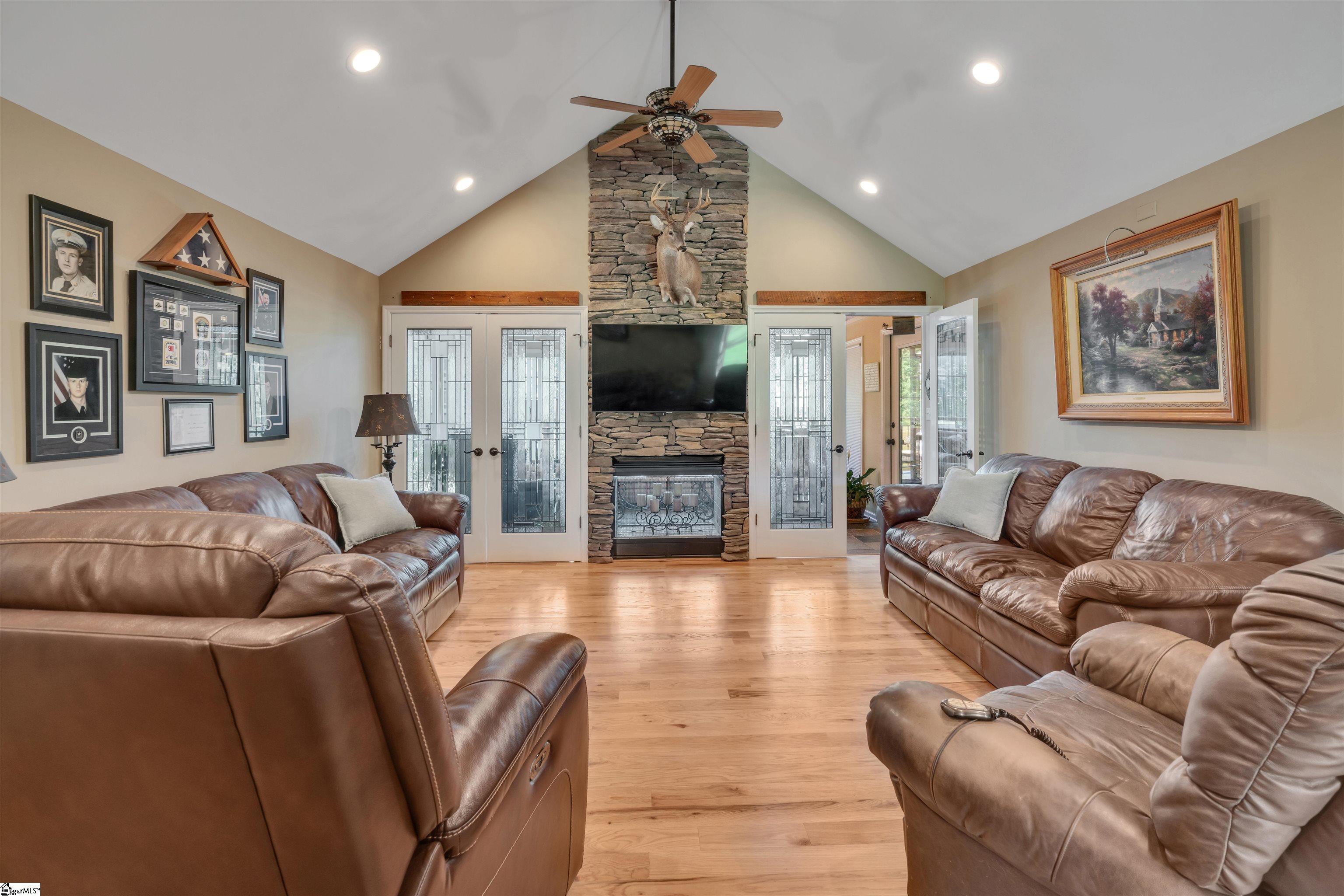 Spartanburg, South Carolina, 29306, United States, 3 Bedrooms Bedrooms, ,2 BathroomsBathrooms,Residential,For Sale,1695511