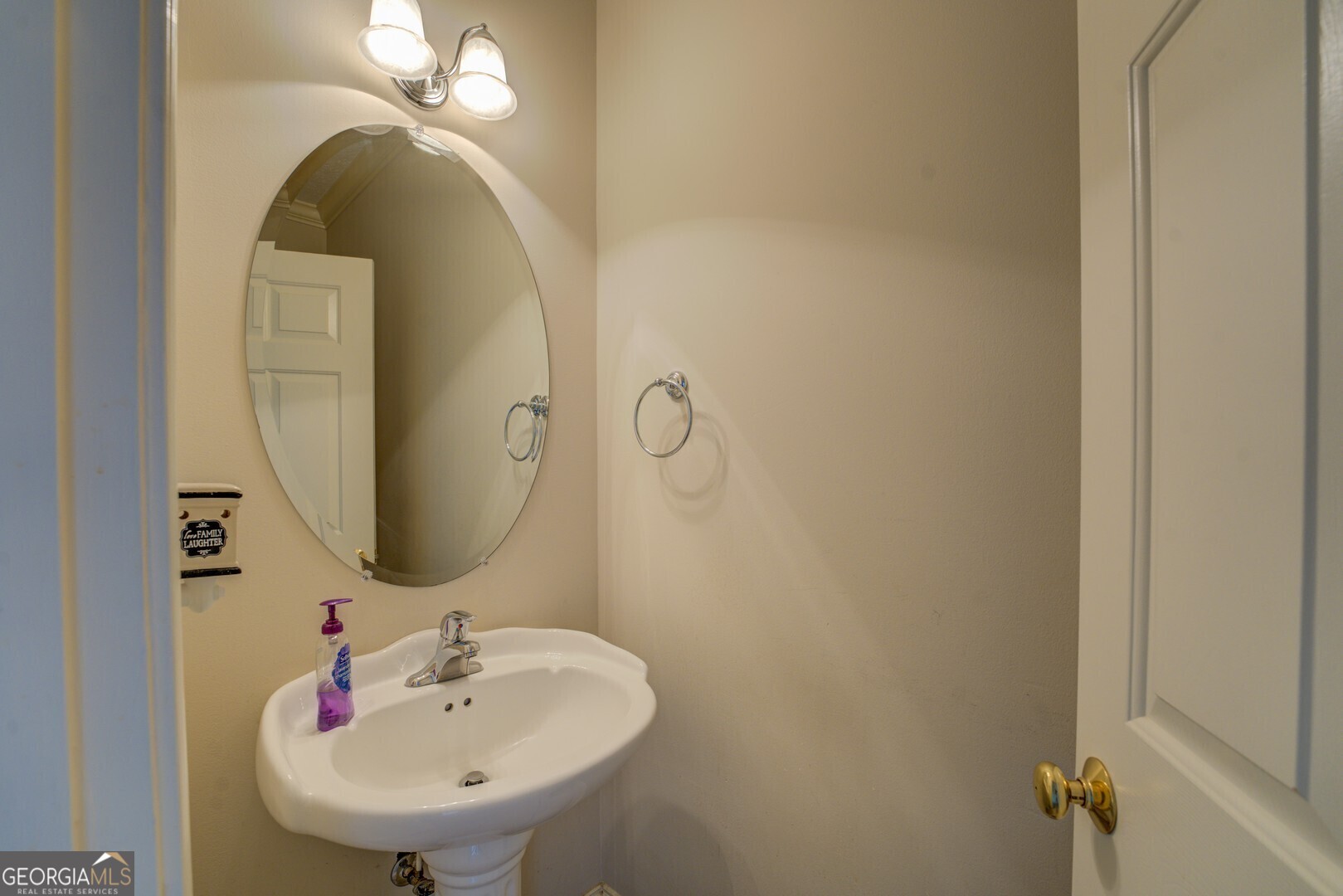 Jackson, Georgia, 30233, United States, 3 Bedrooms Bedrooms, ,3 BathroomsBathrooms,Residential,For Sale,1818668