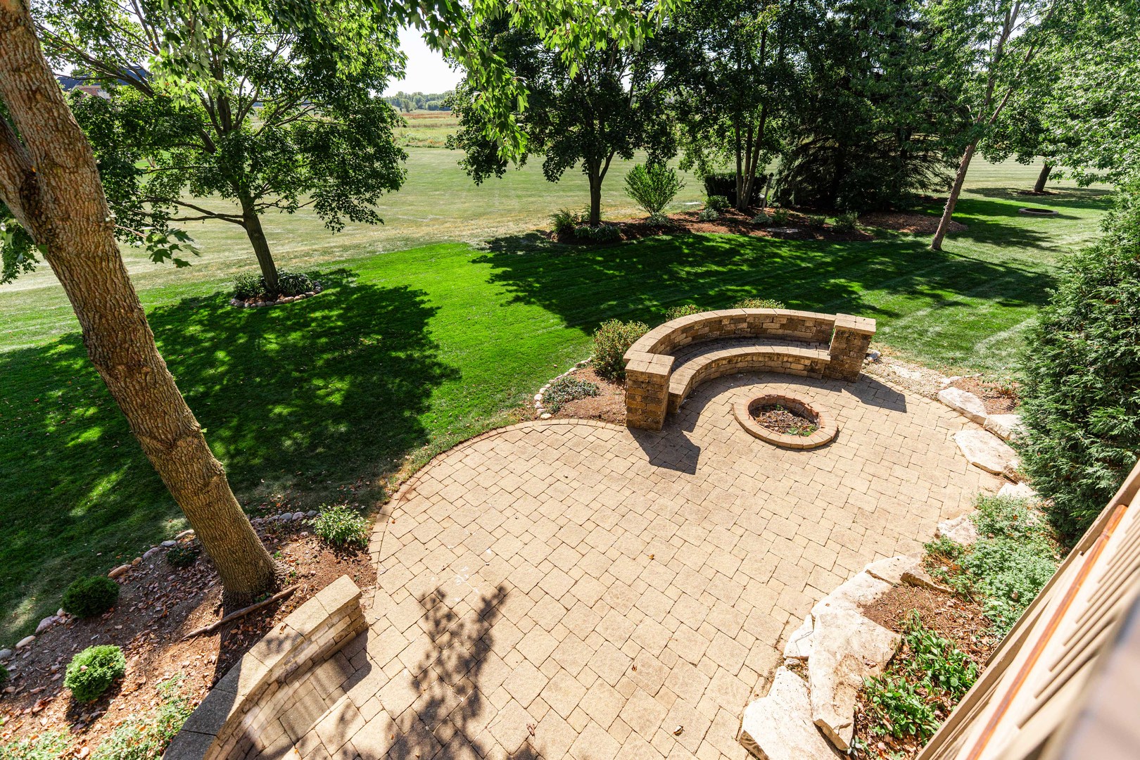 St. Charles, Illinois, 60175, United States, 5 Bedrooms Bedrooms, ,5 BathroomsBathrooms,Residential,For Sale,1989191