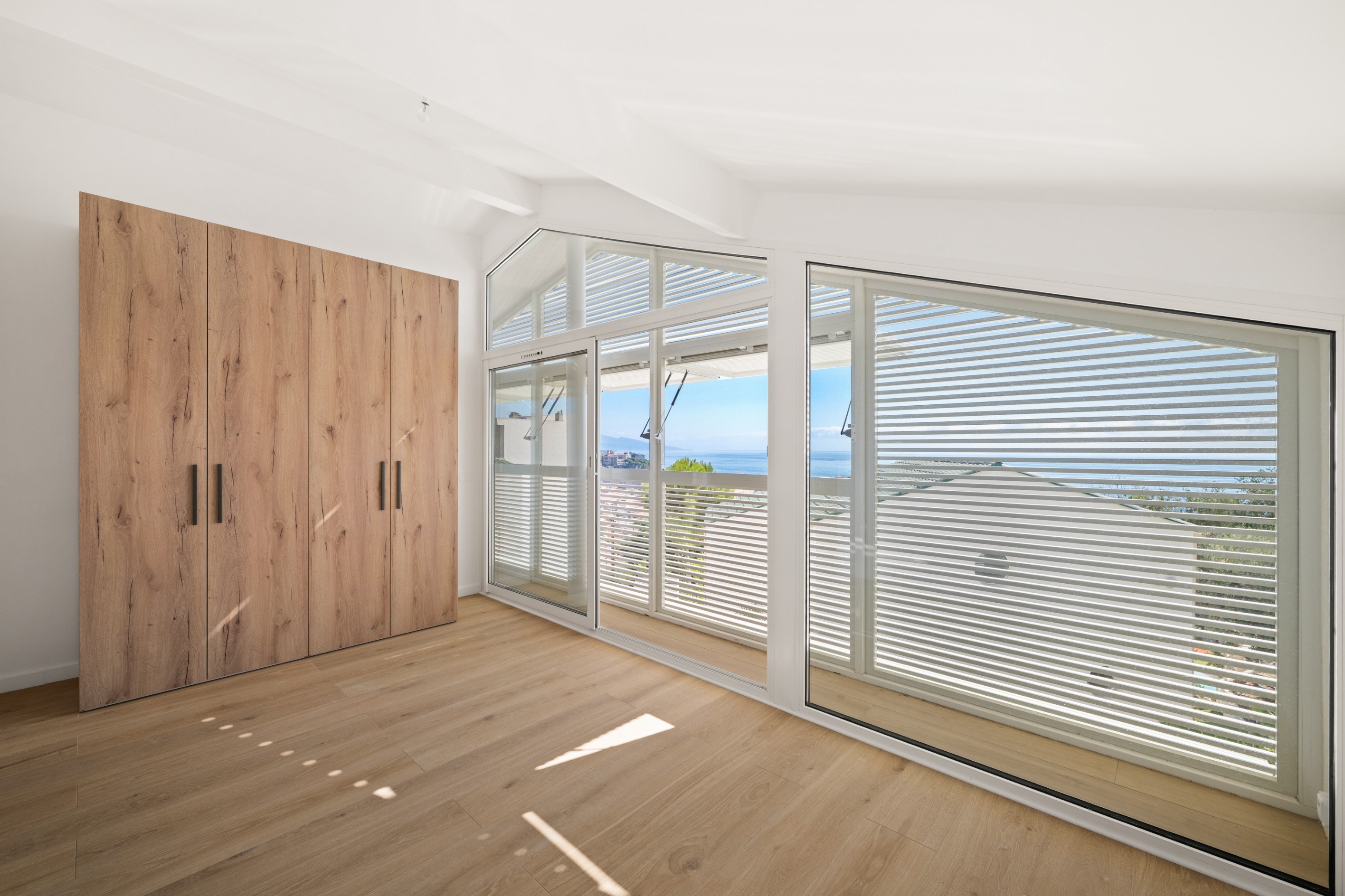  Cap d’Ail Les Salines, new 138 sqm four bedroom villa with pool and sea views - 物件實景