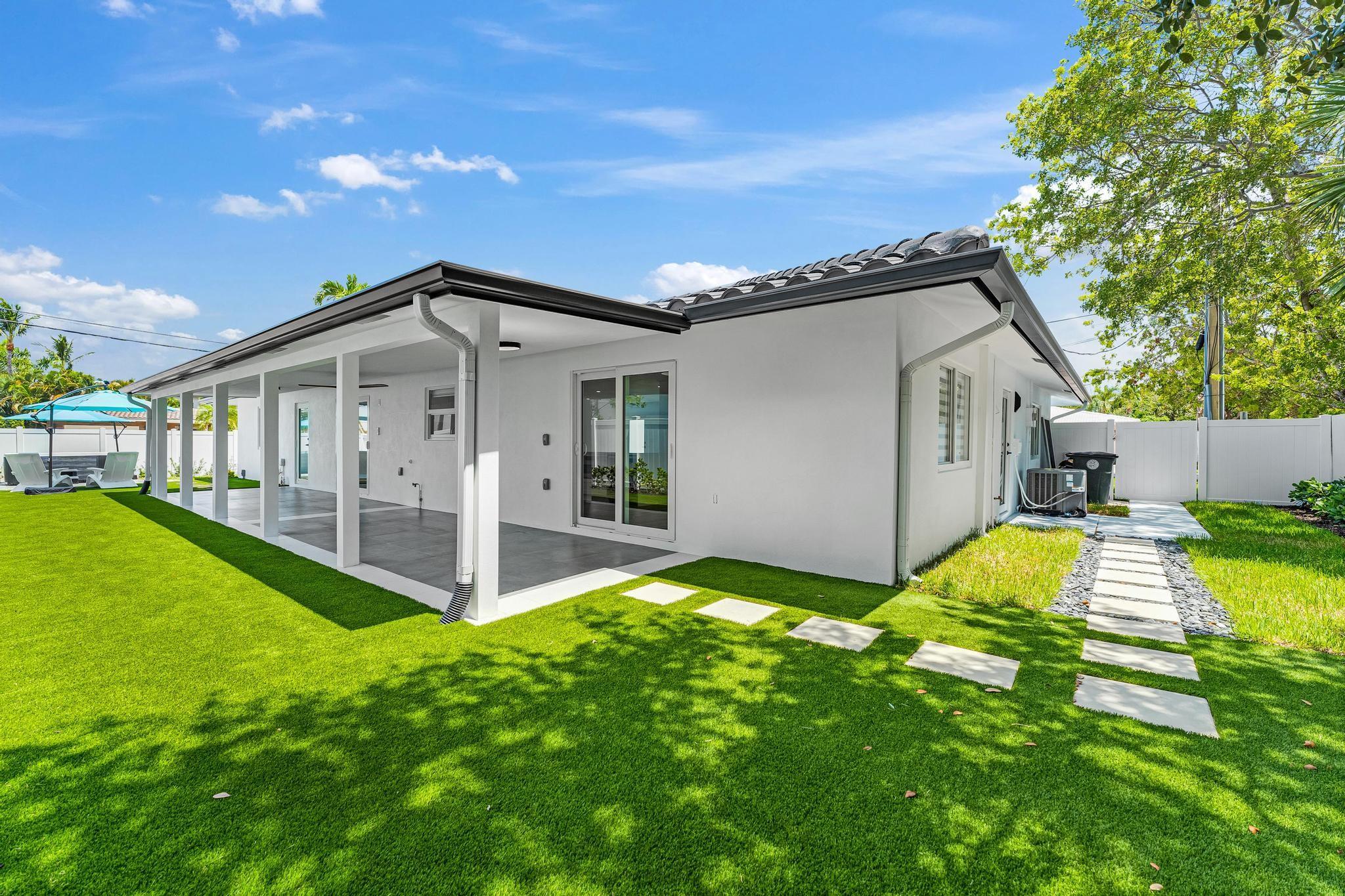 Boca Raton, Florida, 33487, United States, 3 Bedrooms Bedrooms, ,2 BathroomsBathrooms,Residential,For Sale,1904233