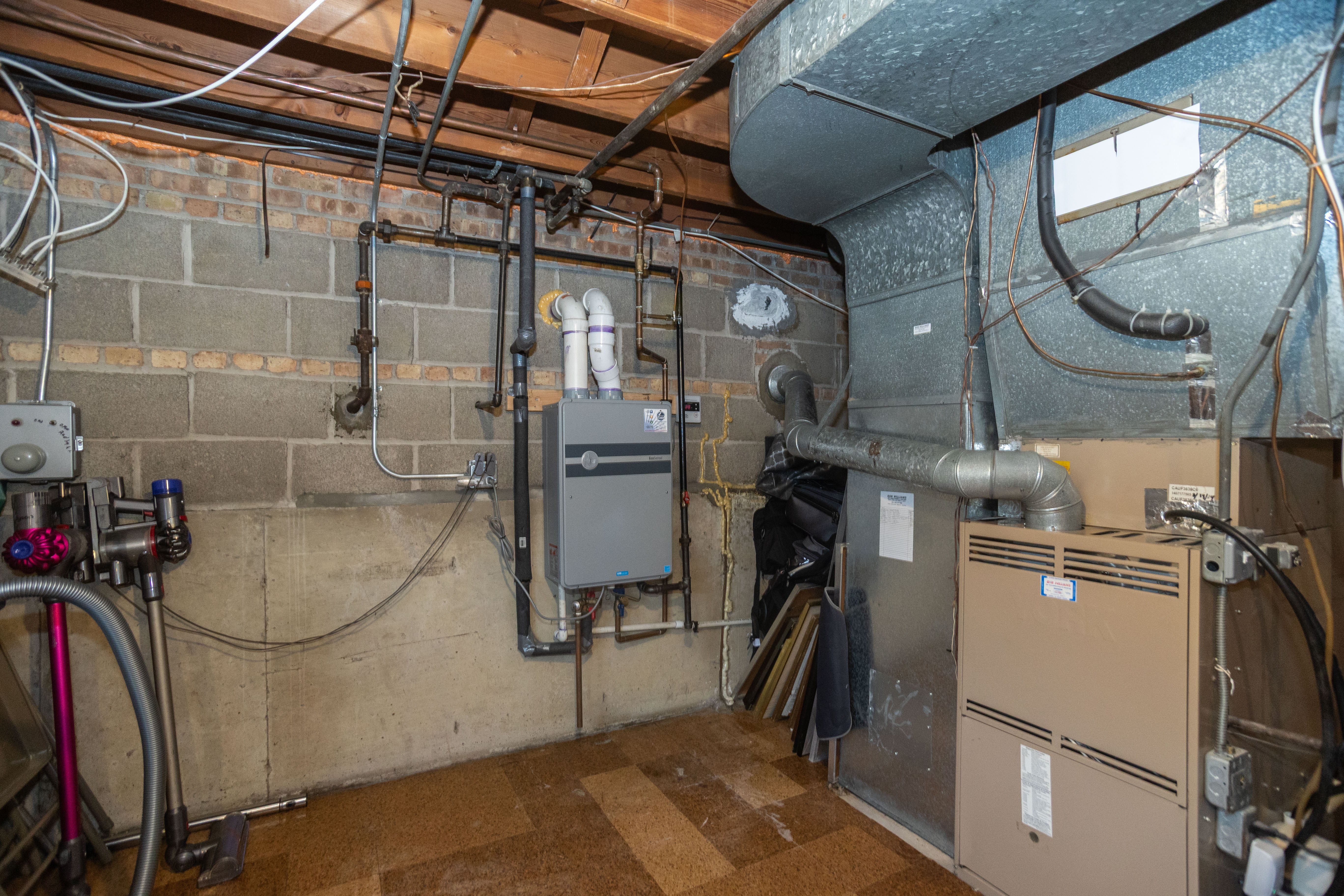  Split-level Home Offering Style, Space, and Modern Convenience - 物件實景