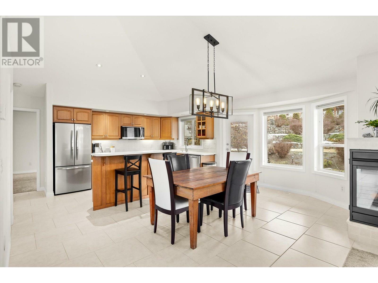 KELOWNA, British Columbia, V1W 4K9, CA, 4 Bedrooms Bedrooms, ,3 BathroomsBathrooms,Residential,For Sale,1865422