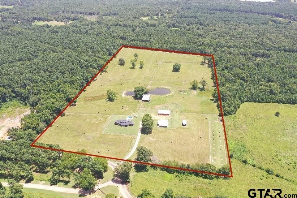 Pittsburg, Texas, 75686, United States, 4 Bedrooms Bedrooms, ,3 BathroomsBathrooms,Residential,For Sale,1900555