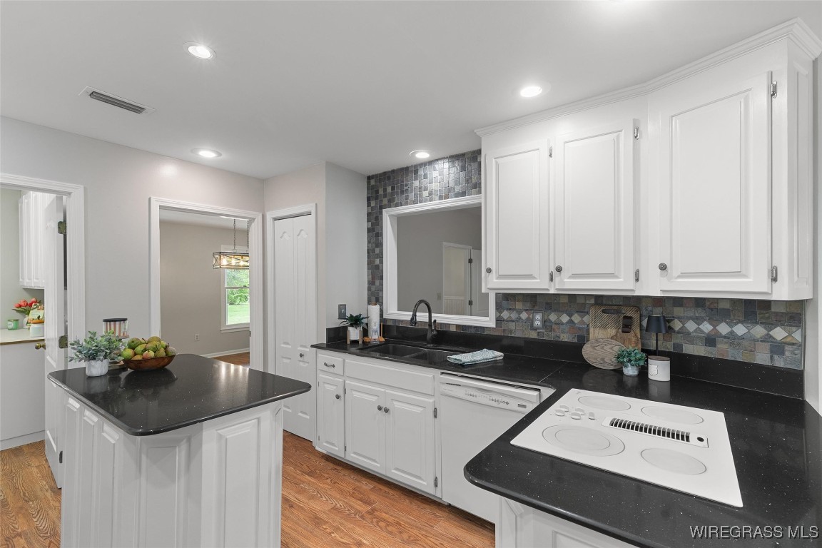 Enterprise, Alabama, 36330, United States, 4 Bedrooms Bedrooms, ,3 BathroomsBathrooms,Residential,For Sale,1981821