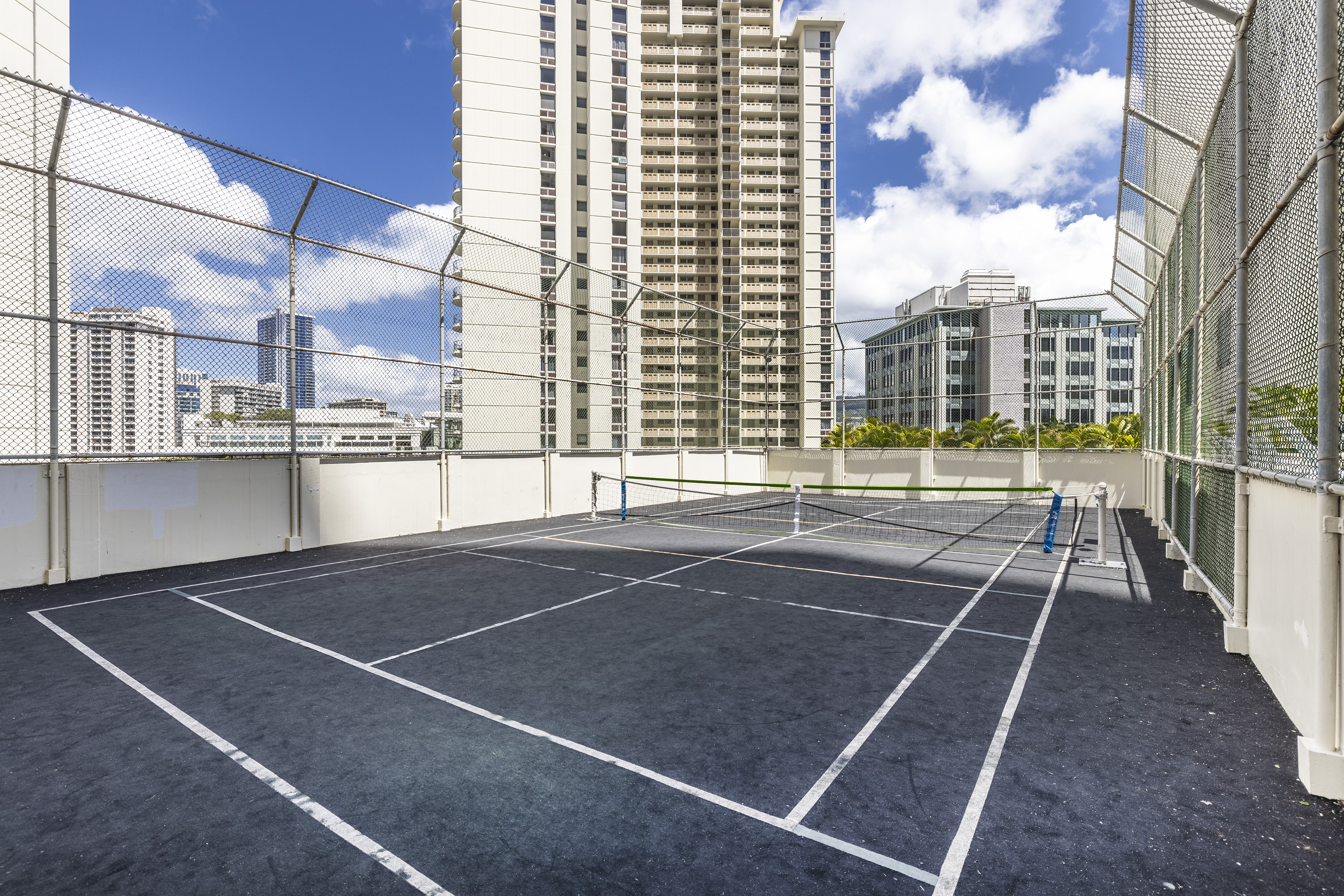 Honolulu, Hawaii, 96815, United States, 2 Bedrooms Bedrooms, ,2 BathroomsBathrooms,Residential,For Sale,1980604