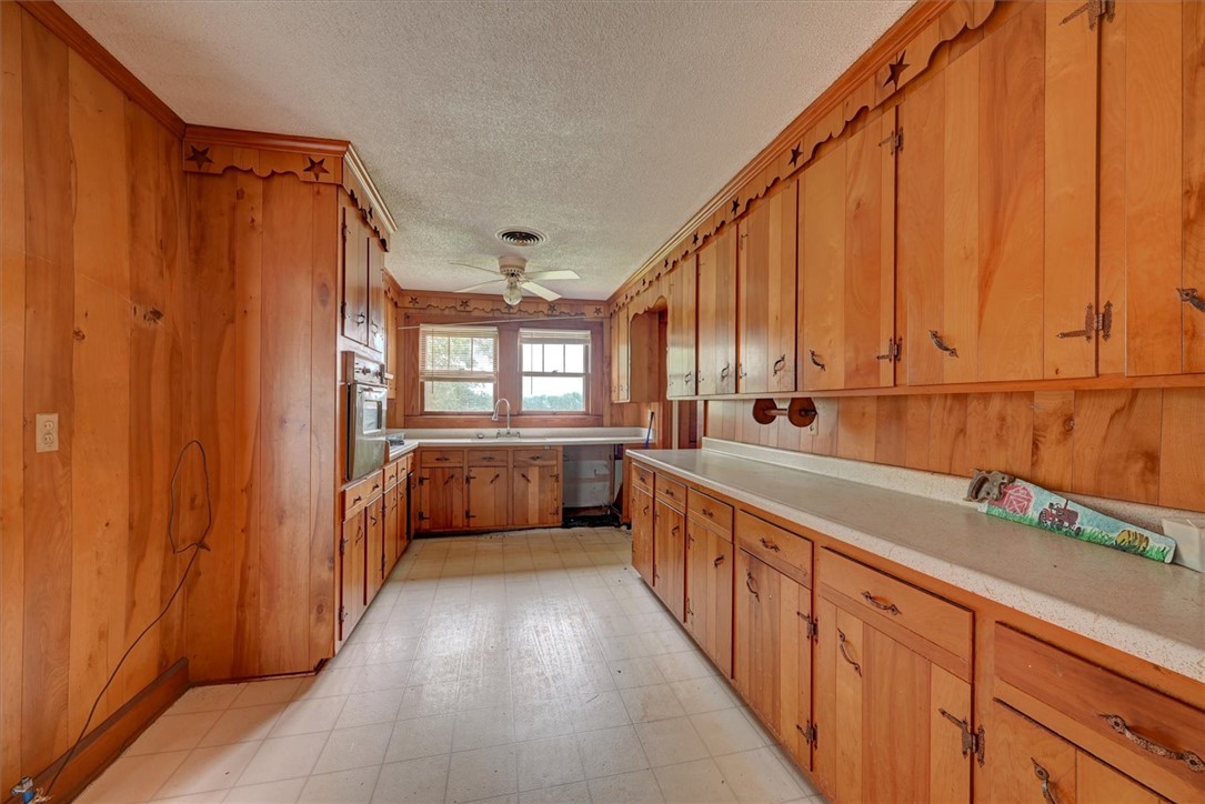 Belton, South Carolina, 29627, United States, 3 Bedrooms Bedrooms, ,2 BathroomsBathrooms,Residential,For Sale,1849987