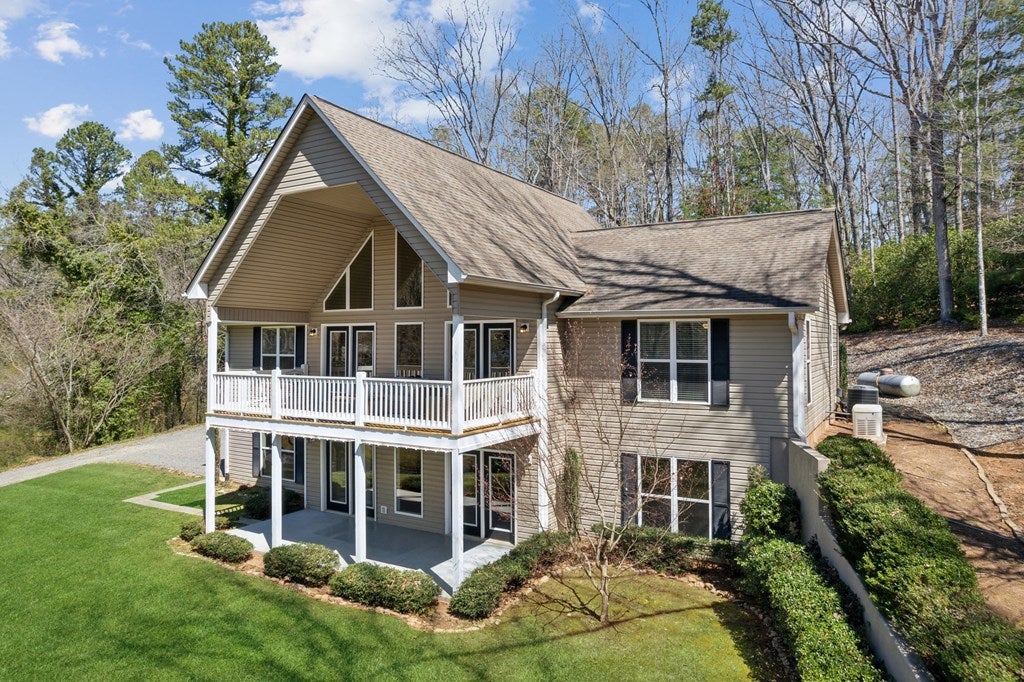 Blairsville, Georgia, 30512, United States, 4 Bedrooms Bedrooms, ,3 BathroomsBathrooms,Residential,For Sale,1913055