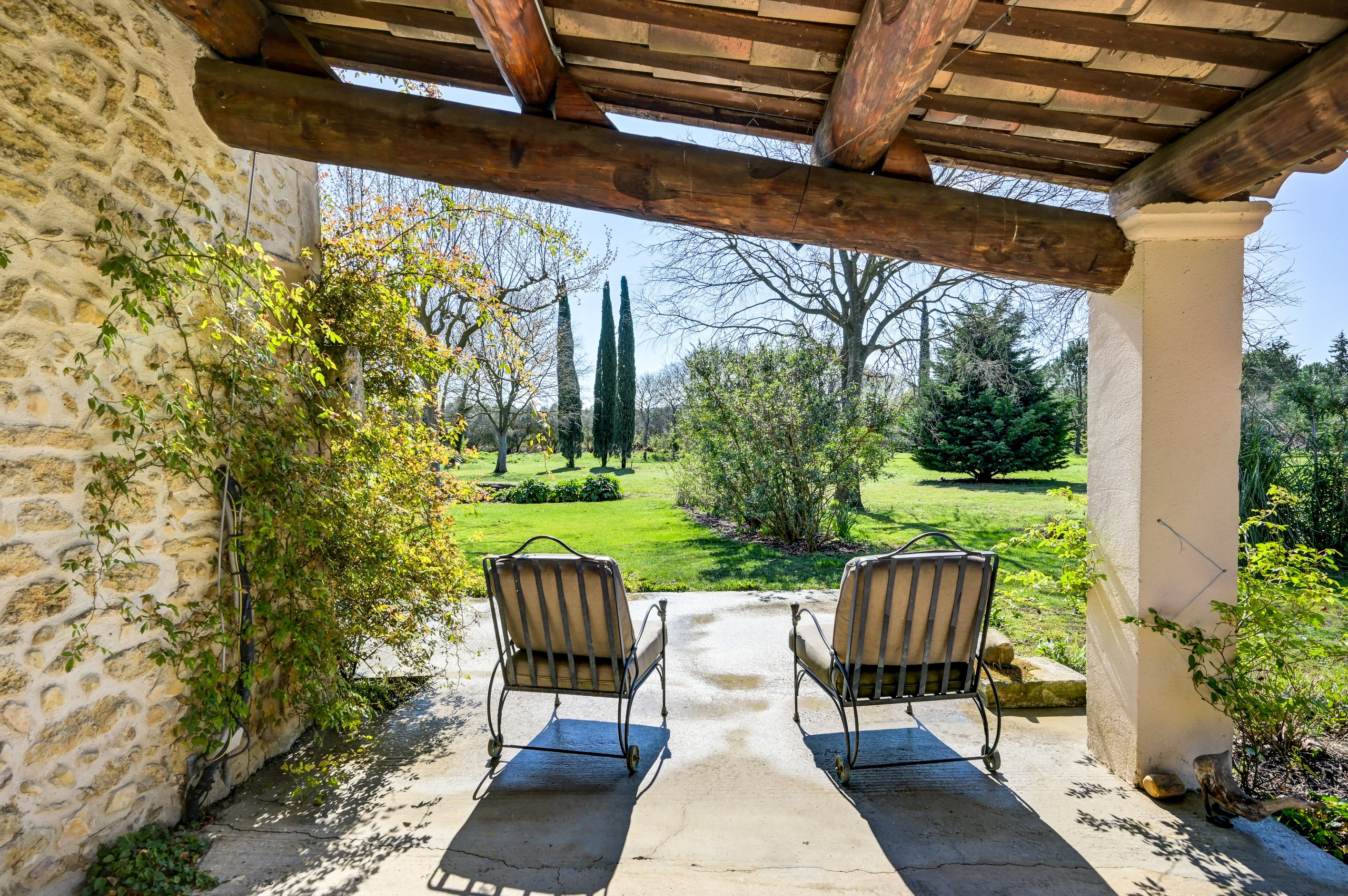  Stone mas set within a private olive grove in Saint-Rémy-de-Provence - 物件實景