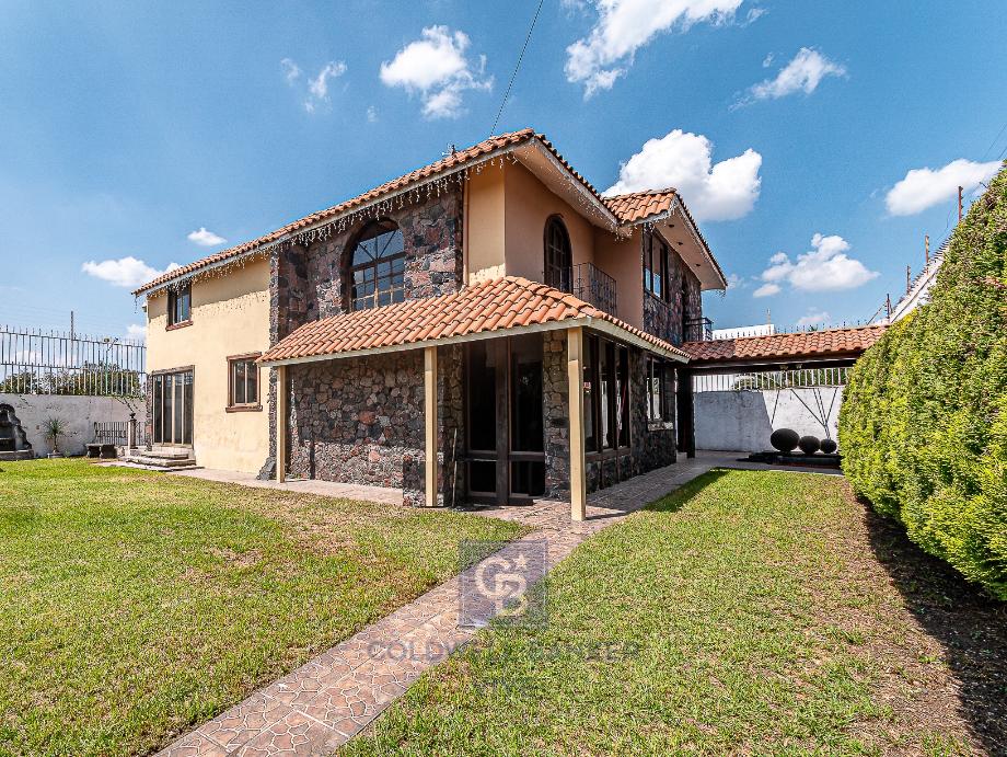 Avenida del Marquez, Metepec, Estado de méxico, 52178, Mexico, 4 Bedrooms Bedrooms, ,5 BathroomsBathrooms,Residential,For Sale,Avenida del Marquez,1615864