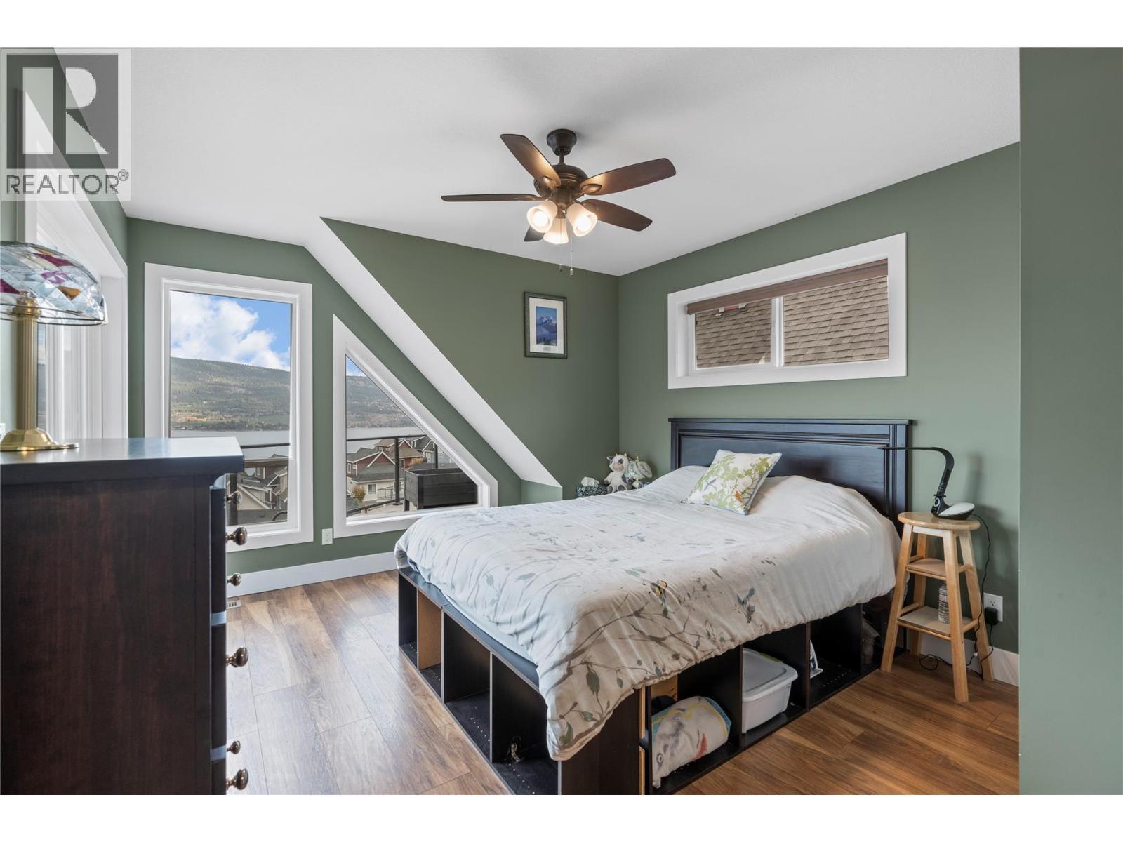 KELOWNA, British Columbia, V1Z 3R8, CA, 2 Bedrooms Bedrooms, ,2 BathroomsBathrooms,Residential,For Sale,1950857