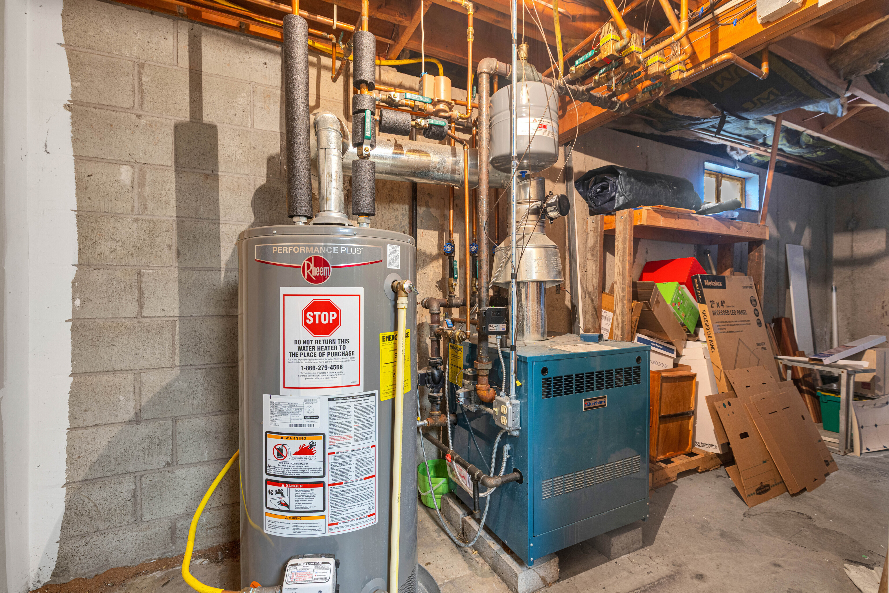 Cromwell, Connecticut, 06416, United States, 4 Bedrooms Bedrooms, ,3 BathroomsBathrooms,Residential,For Sale,1991491