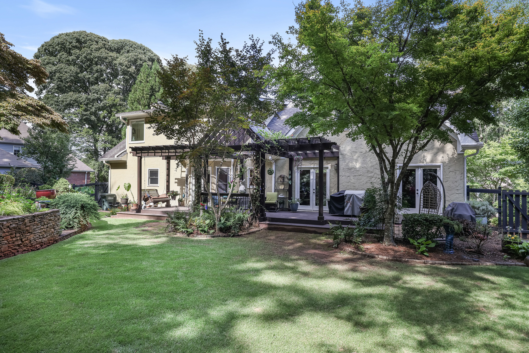  Beautifully Maintained Home in Highly Desirable Lee’s Crossing - 物件實景