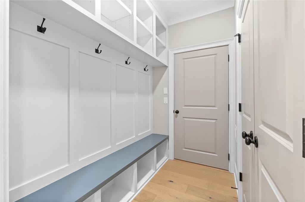 Powder Springs, Georgia, 30127, United States, 5 Bedrooms Bedrooms, ,4 BathroomsBathrooms,Residential,For Sale,1837937