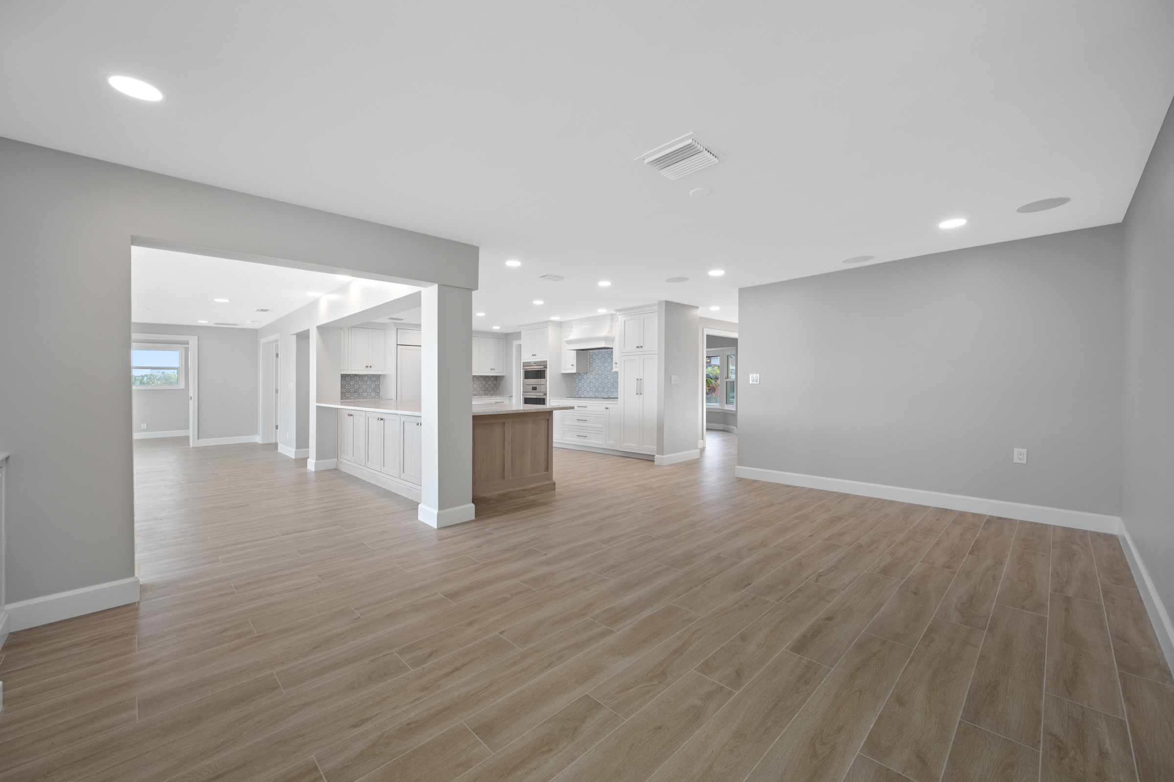 St Pete Beach, Florida, 33706, United States, 4 Bedrooms Bedrooms, ,3 BathroomsBathrooms,Residential,For Sale,2009657