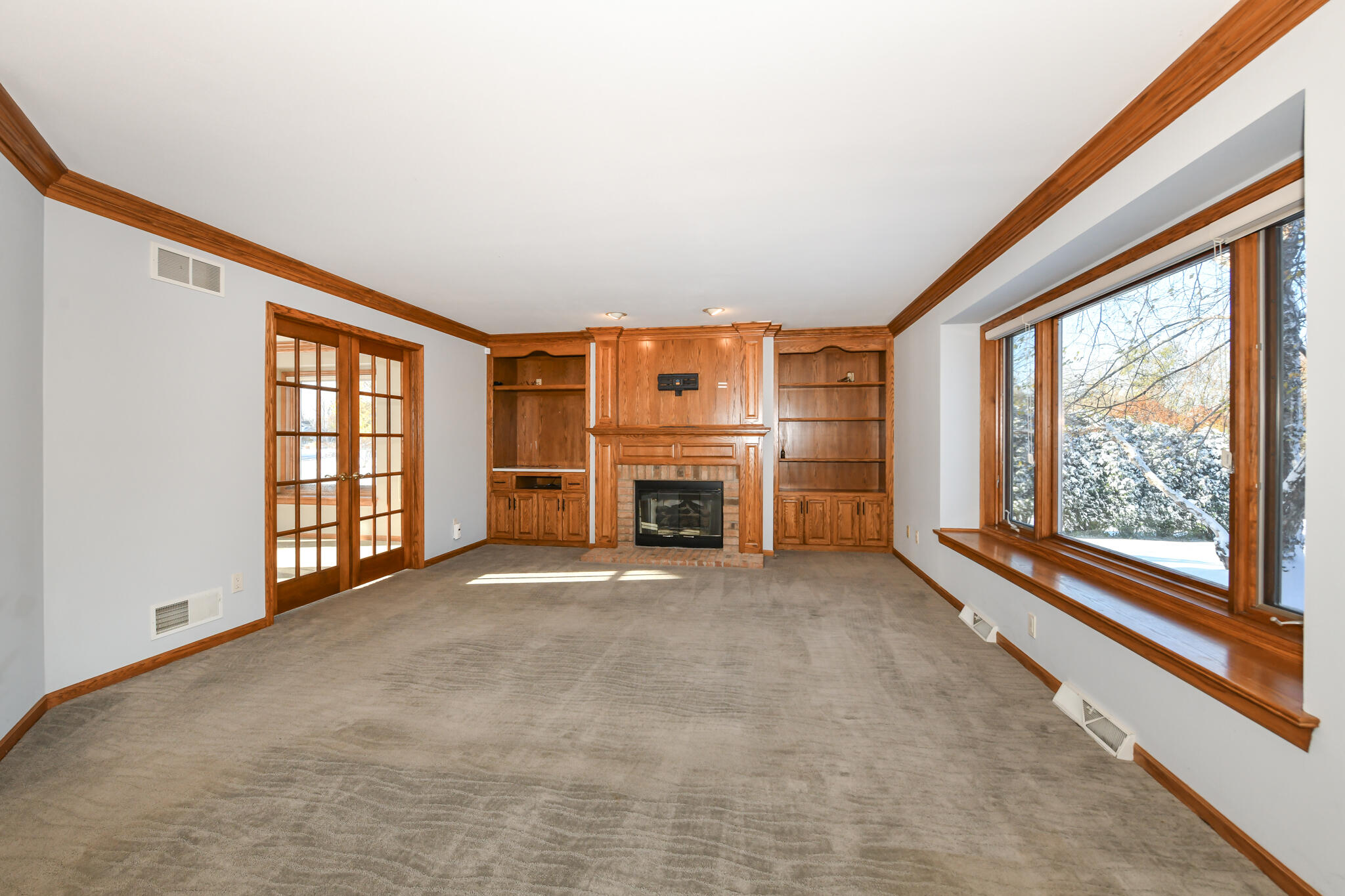 Mount Pleasant, Wisconsin, 53406, United States, 4 Bedrooms Bedrooms, ,3 BathroomsBathrooms,Residential,For Sale,1989473