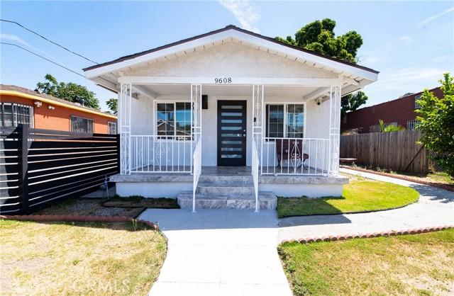 Los Angeles, California, 90002, United States, 3 Bedrooms Bedrooms, ,1 BathroomBathrooms,Residential,For Sale,1993847