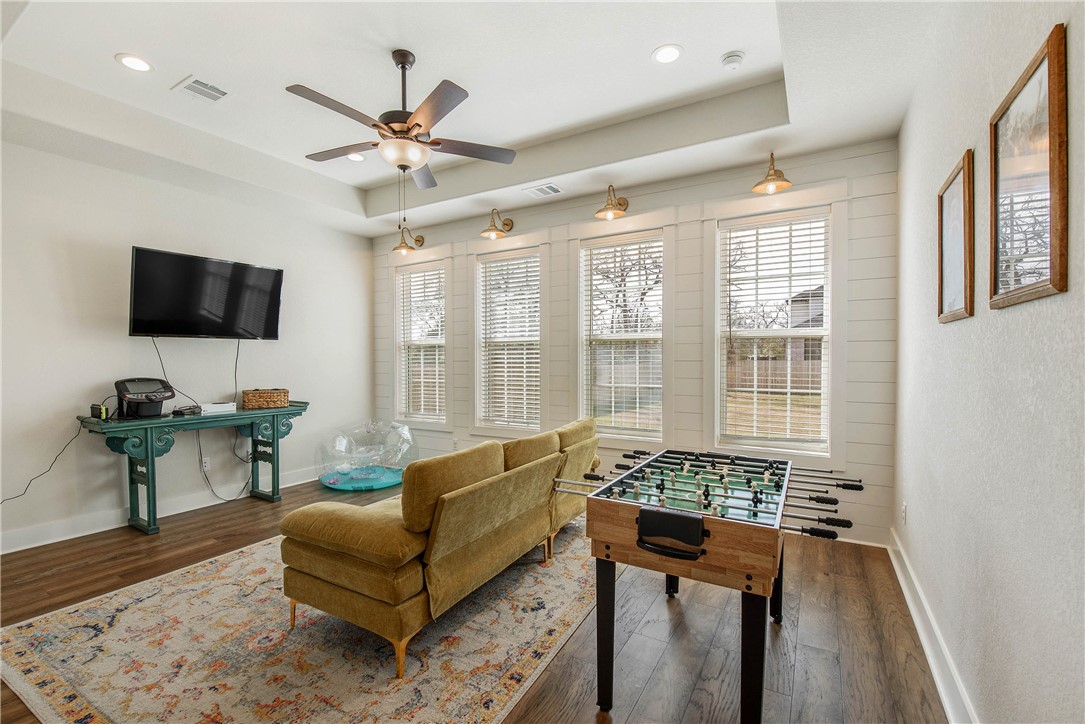 College Station, Texas, 77845, United States, 4 Bedrooms Bedrooms, ,3 BathroomsBathrooms,Residential,For Sale,1937242
