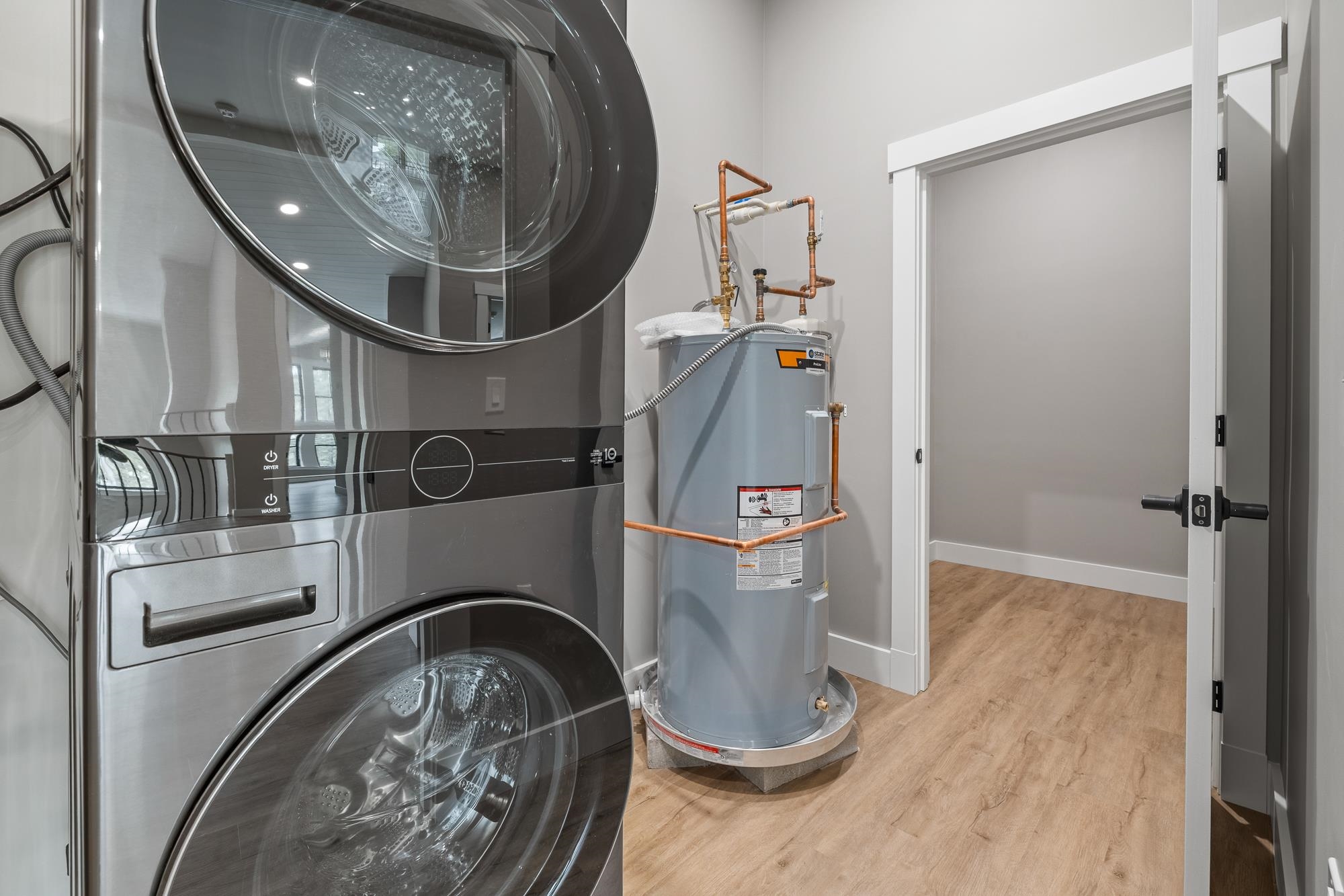 Conway, New Hampshire, 03860, United States, 2 Bedrooms Bedrooms, ,2 BathroomsBathrooms,Residential,For Sale,2003266