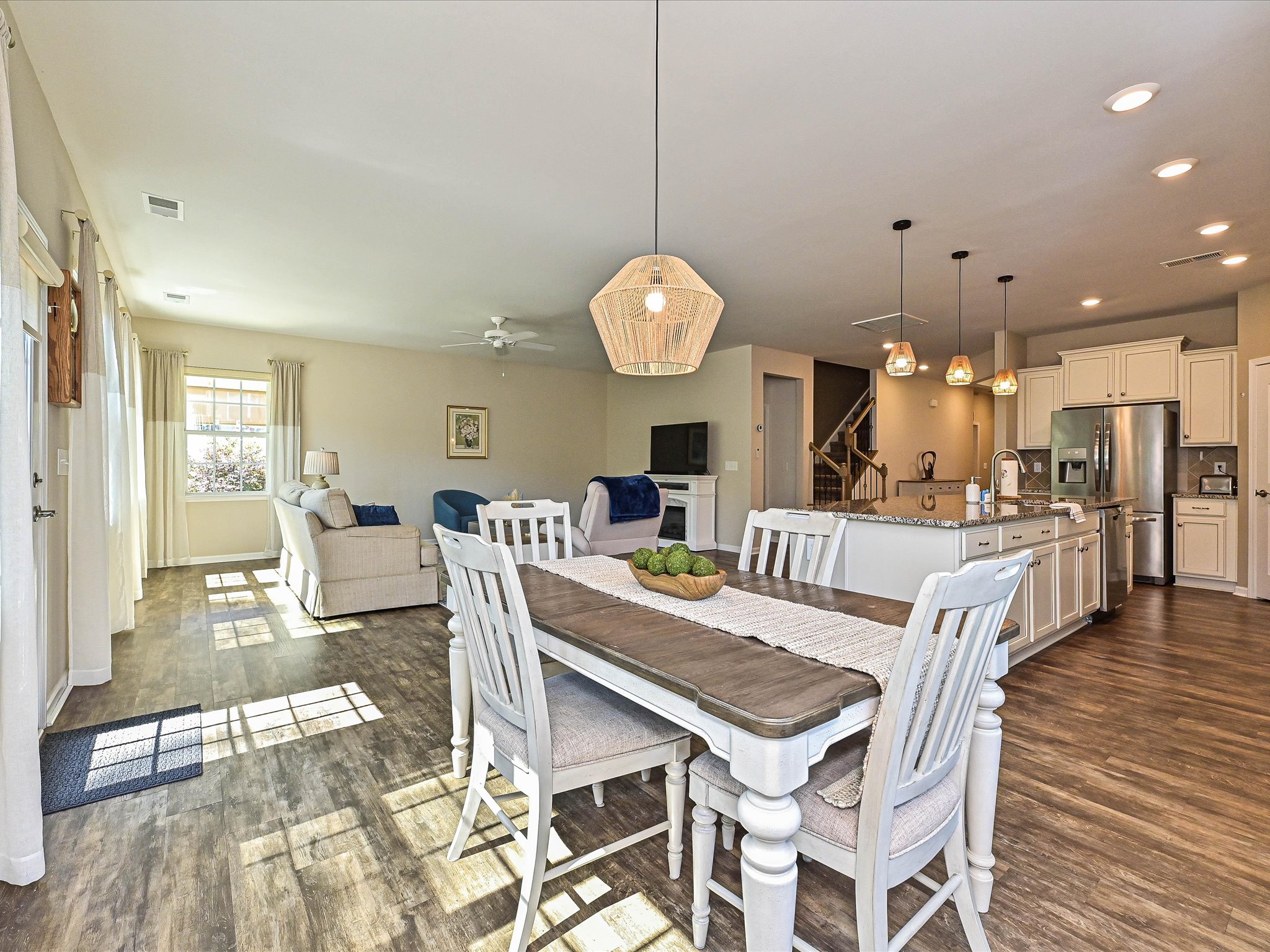 Mount Holly, North Carolina, 28120, United States, 4 Bedrooms Bedrooms, ,3 BathroomsBathrooms,Residential,For Sale,2049218