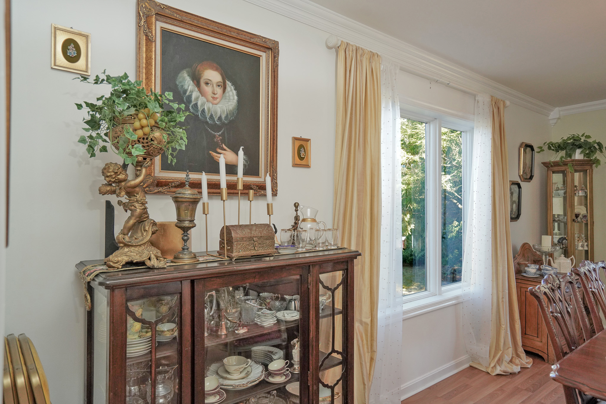 Tamaqua, Pennsylvania, 18252, United States, 4 Bedrooms Bedrooms, ,3 BathroomsBathrooms,Residential,For Sale,1980068