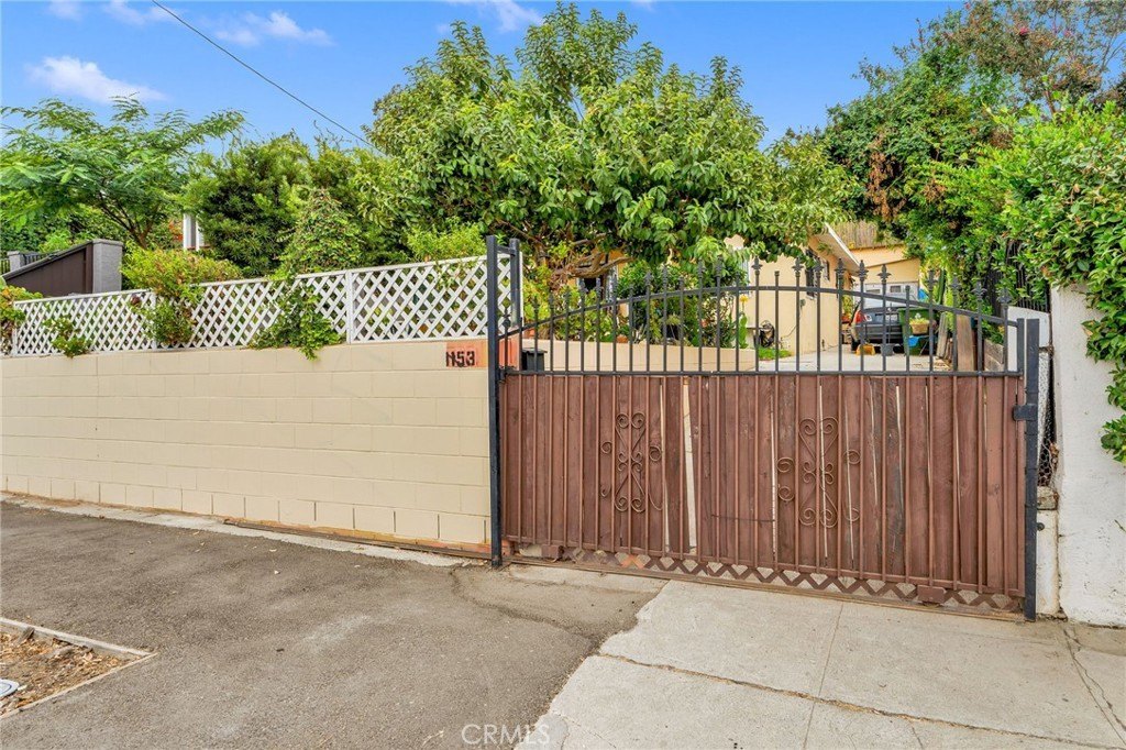 Los Angeles, California, 90065, United States, 2 Bedrooms Bedrooms, ,1 BathroomBathrooms,Residential,For Sale,1931706