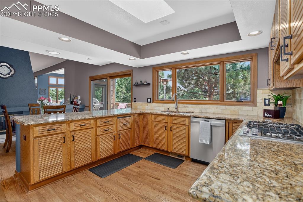Colorado Springs, Colorado, 80906, United States, 4 Bedrooms Bedrooms, ,4 BathroomsBathrooms,Residential,For Sale,1906884