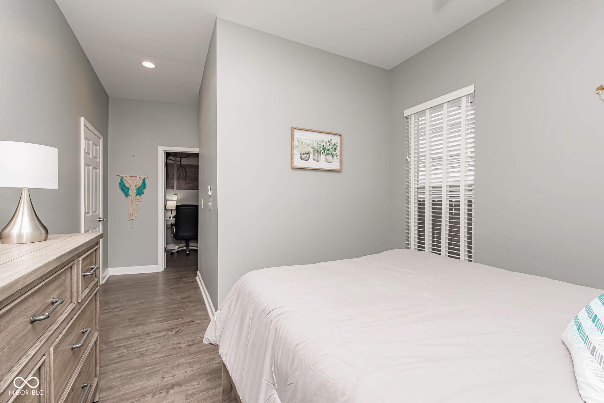 Indianapolis, Indiana, 46202, United States, ,Residential,For Sale,1878376