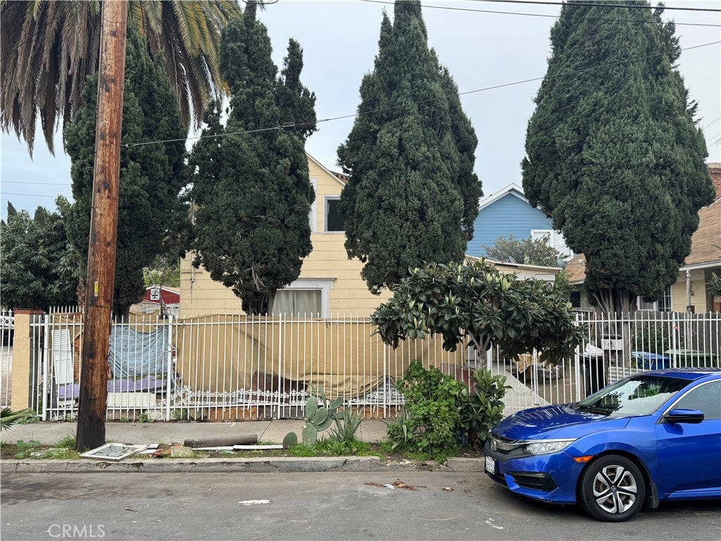 Los Angeles, California, 90007, United States, ,Residential,For Sale,2006196