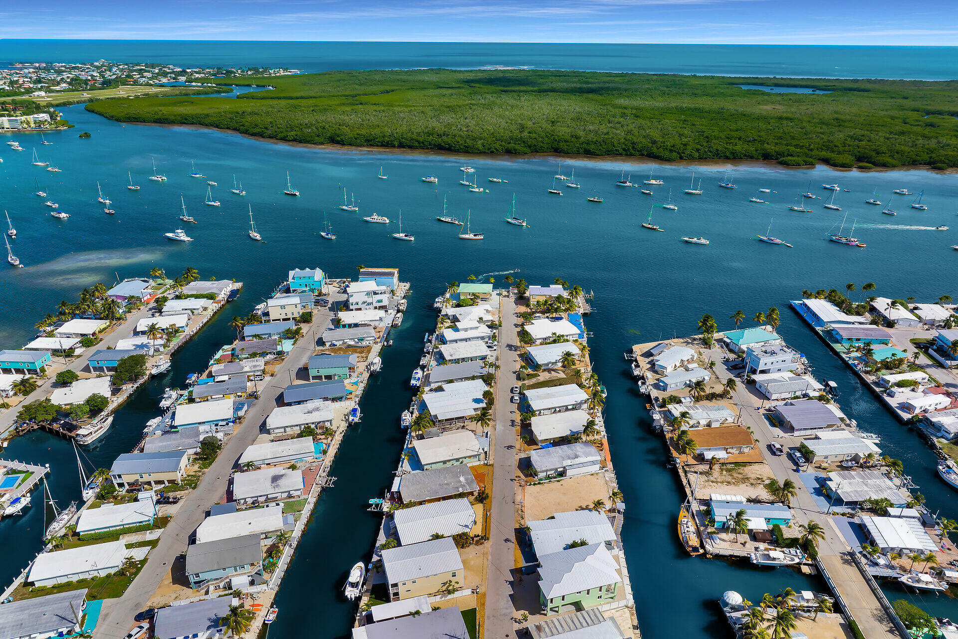 MARATHON, Florida, 33050, United States, 2 Bedrooms Bedrooms, ,2 BathroomsBathrooms,Residential,For Sale,1903685