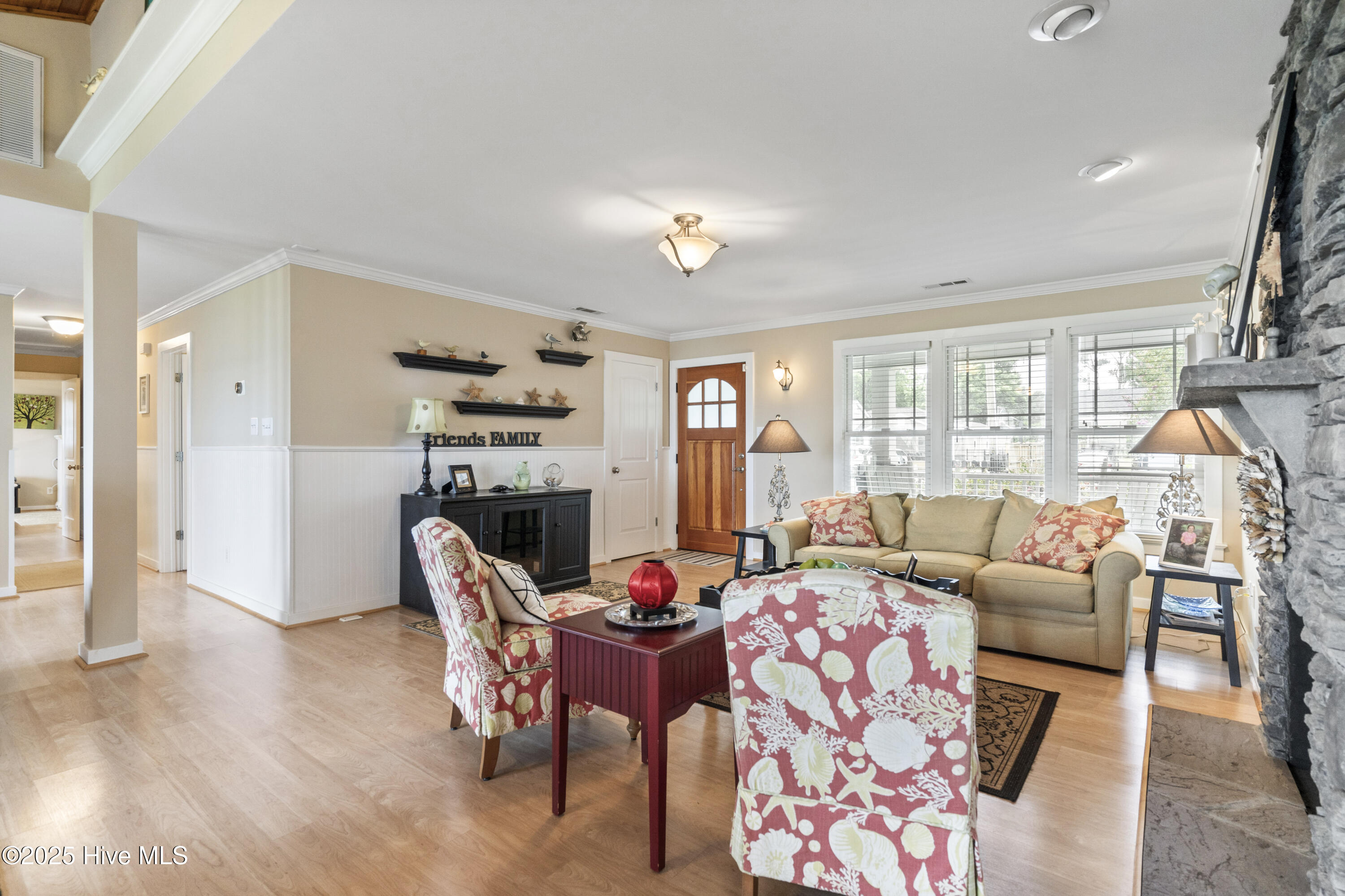 Sneads Ferry, North Carolina, 28460, United States, 4 Bedrooms Bedrooms, ,3 BathroomsBathrooms,Residential,For Sale,1947068