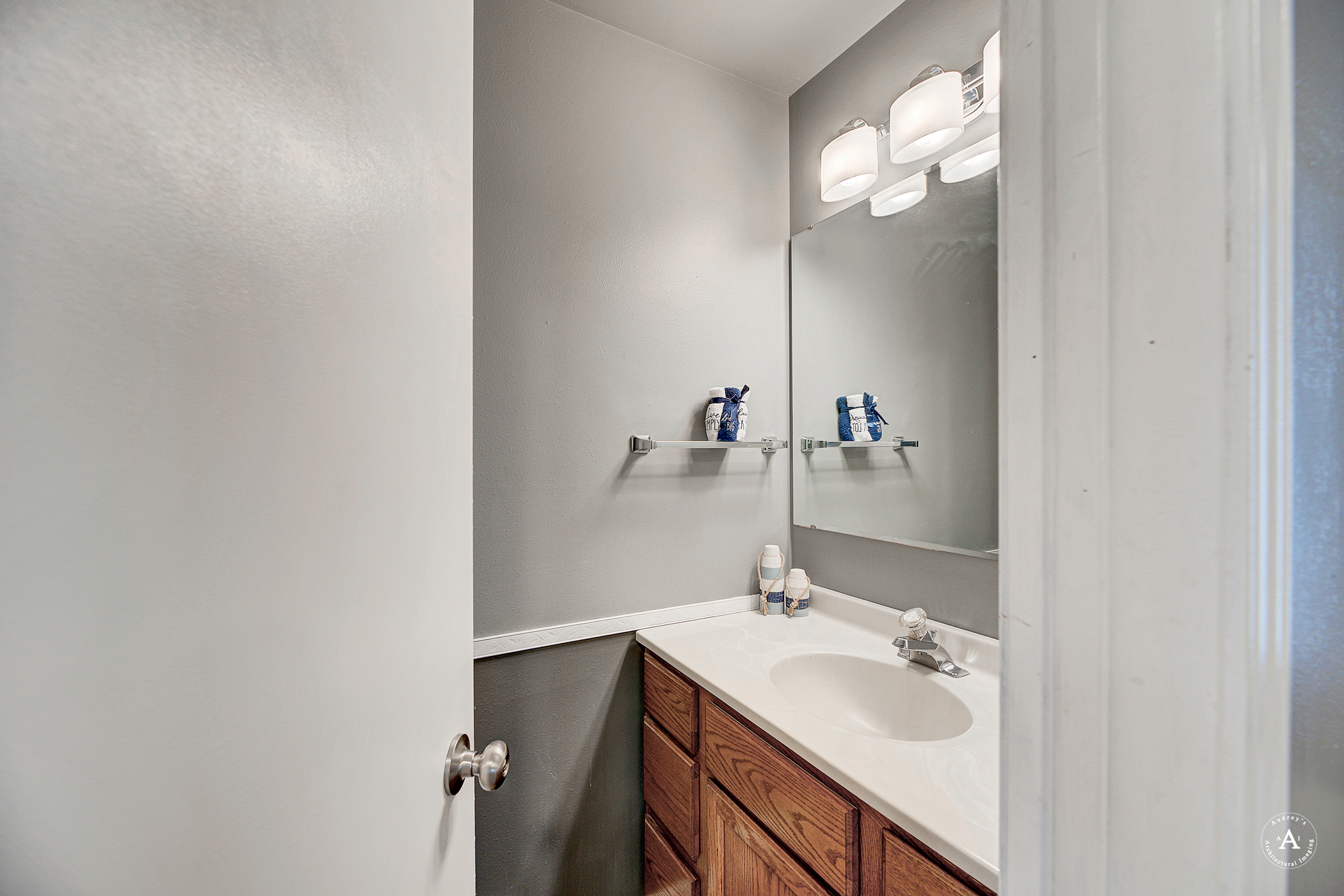 Helena, Montana, 59601, United States, 5 Bedrooms Bedrooms, ,4 BathroomsBathrooms,Residential,For Sale,1974729