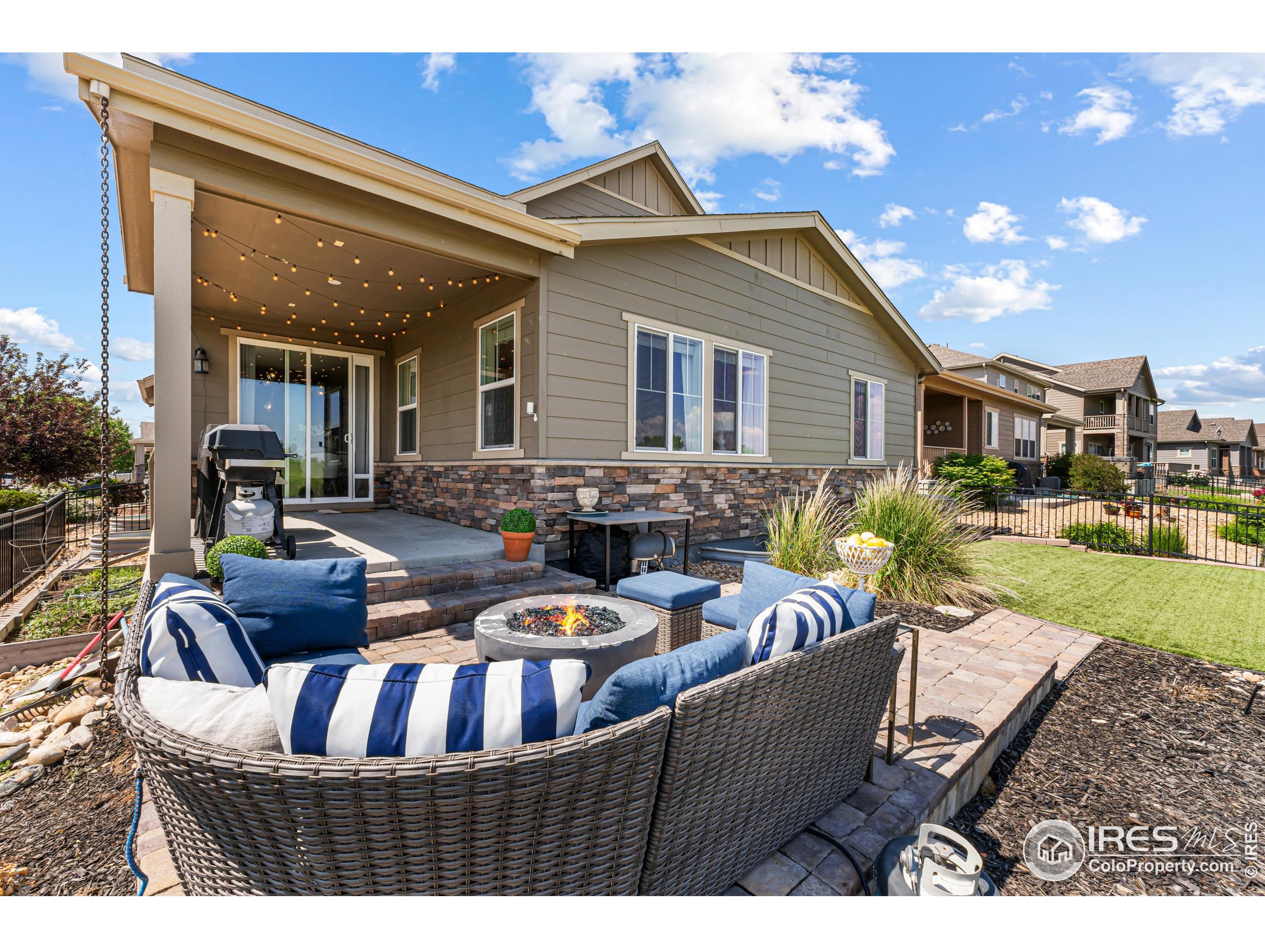 Windsor, Colorado, 80550, United States, 5 Bedrooms Bedrooms, ,3 BathroomsBathrooms,Residential,For Sale,1868671