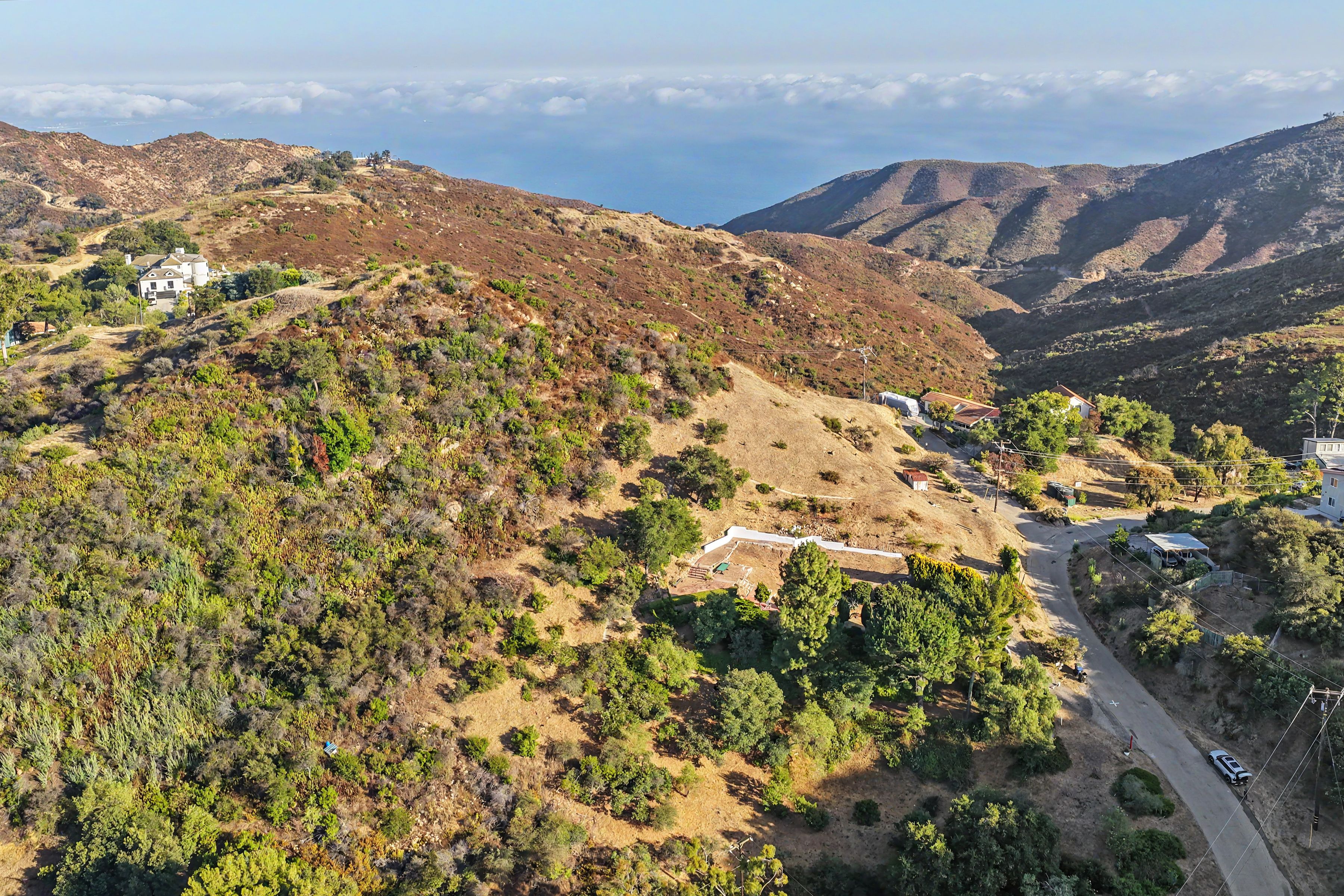  2188 Tuna Canyon Rd - 物件實景