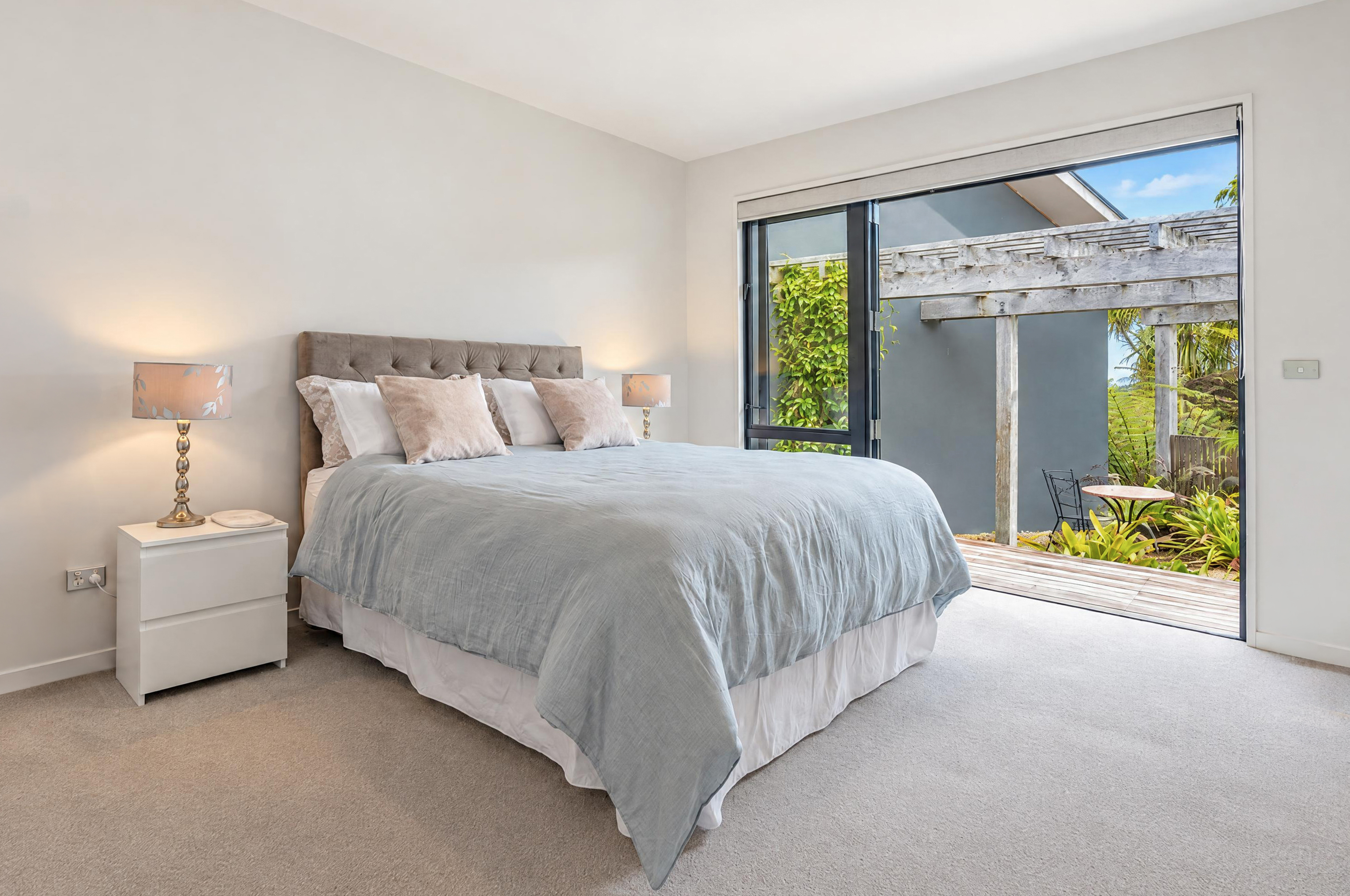  15a Te Papa Road, Kawakawa Bay, Auckland - 物件實景