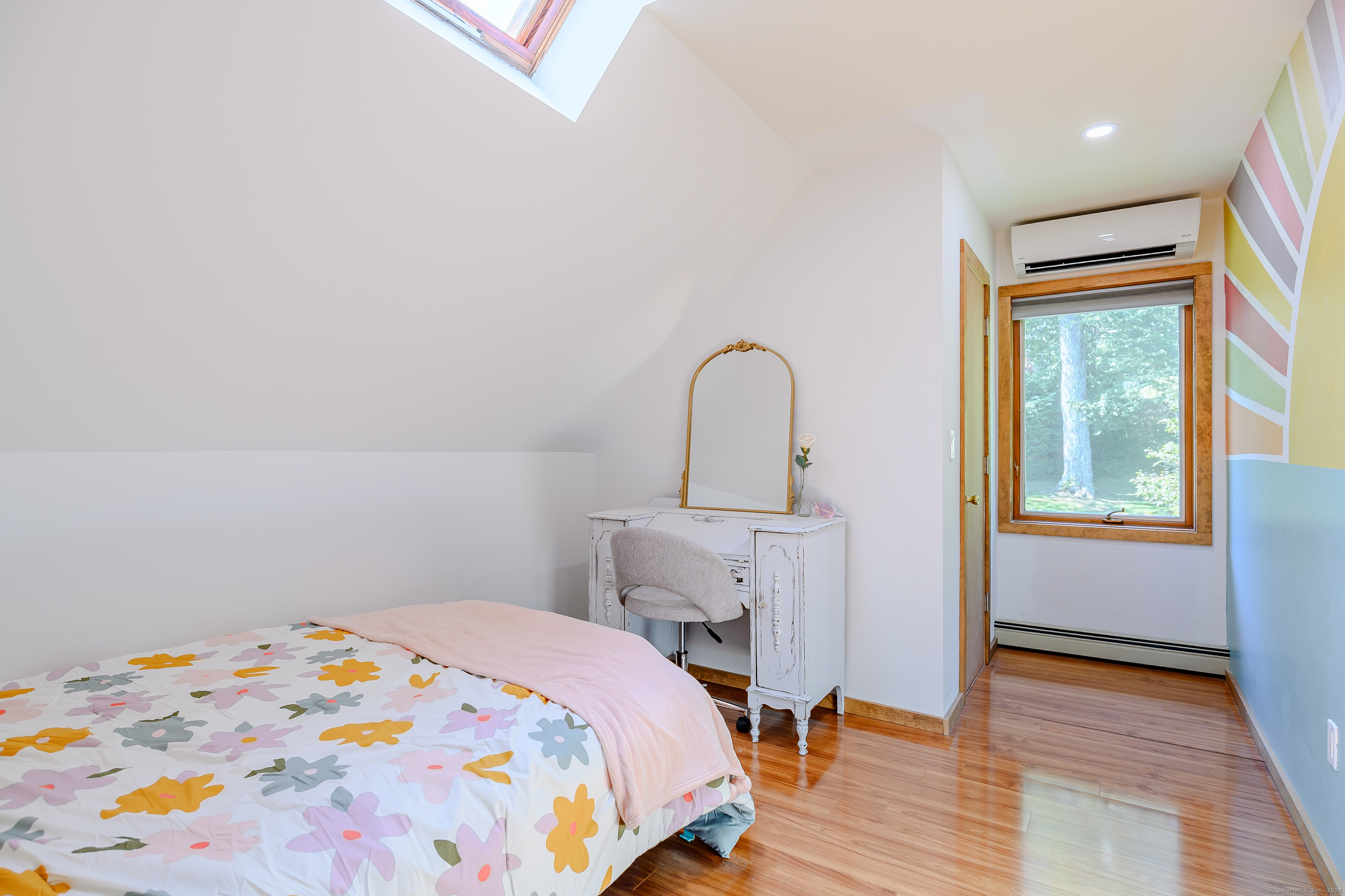 New Fairfield, Connecticut, 06812, United States, 3 Bedrooms Bedrooms, ,3 BathroomsBathrooms,Residential,For Sale,1966702