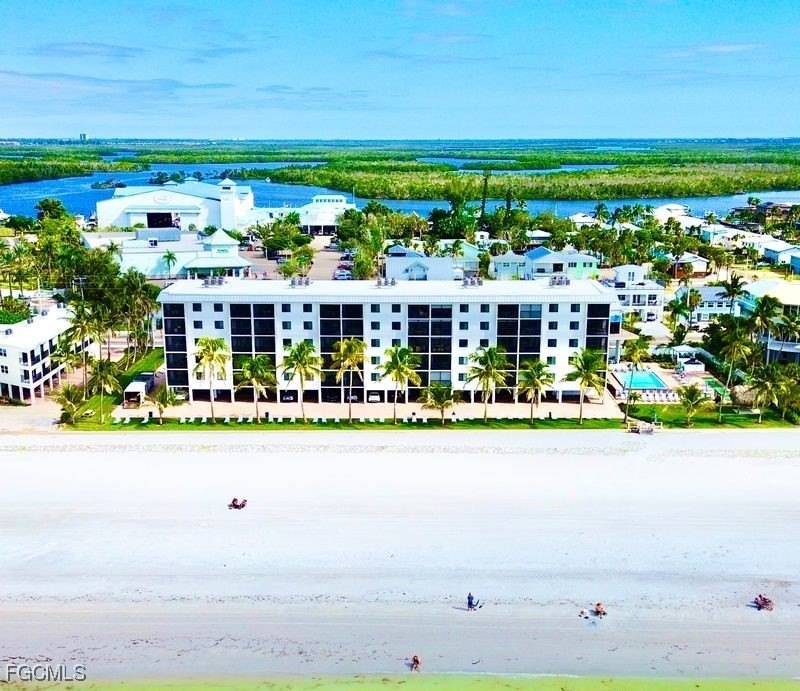 Fort Myers Beach, Florida, 33931, United States, 2 Bedrooms Bedrooms, ,2 BathroomsBathrooms,Residential,For Sale,1987327