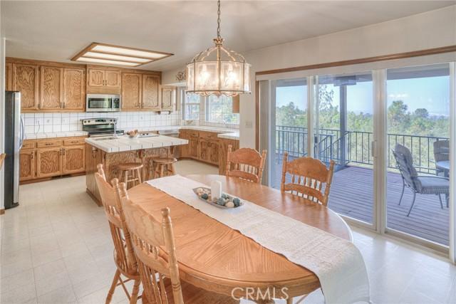 Oroville, California, 95966, United States, 3 Bedrooms Bedrooms, ,3 BathroomsBathrooms,Residential,For Sale,1927814