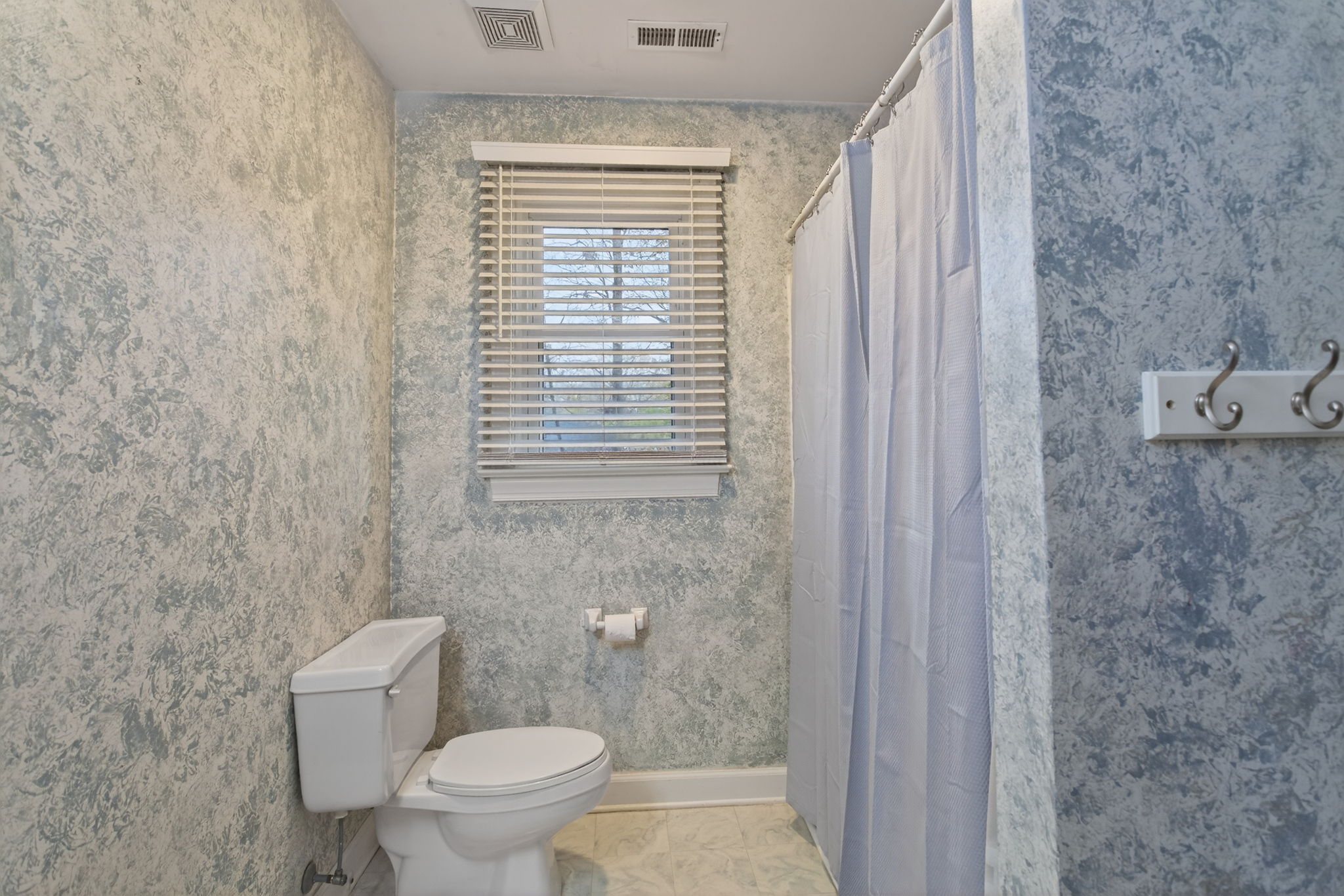 Chesapeake, Virginia, 23320, United States, 4 Bedrooms Bedrooms, ,3 BathroomsBathrooms,Residential,For Sale,2005539