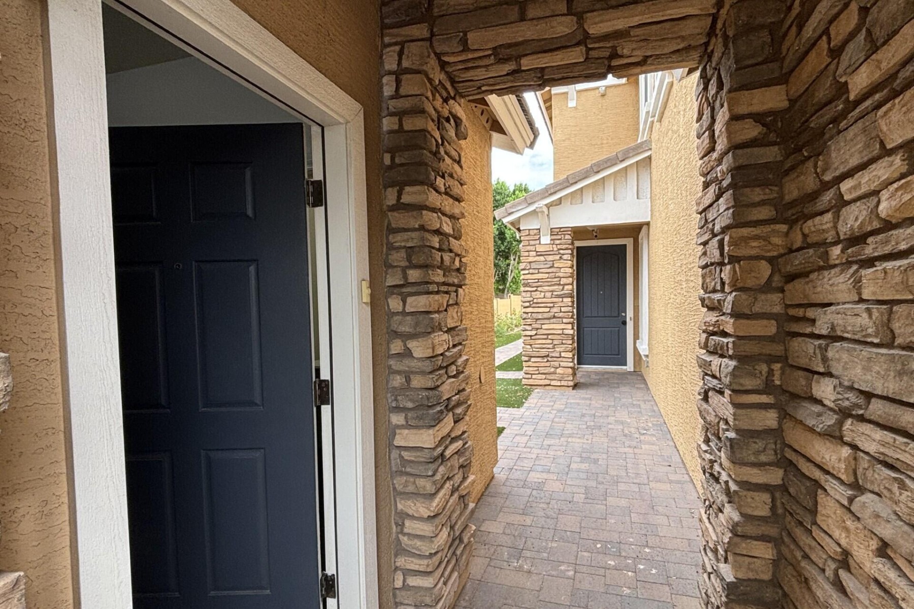  2239 E Bowker Street  Phoenix, AZ - 物件實景
