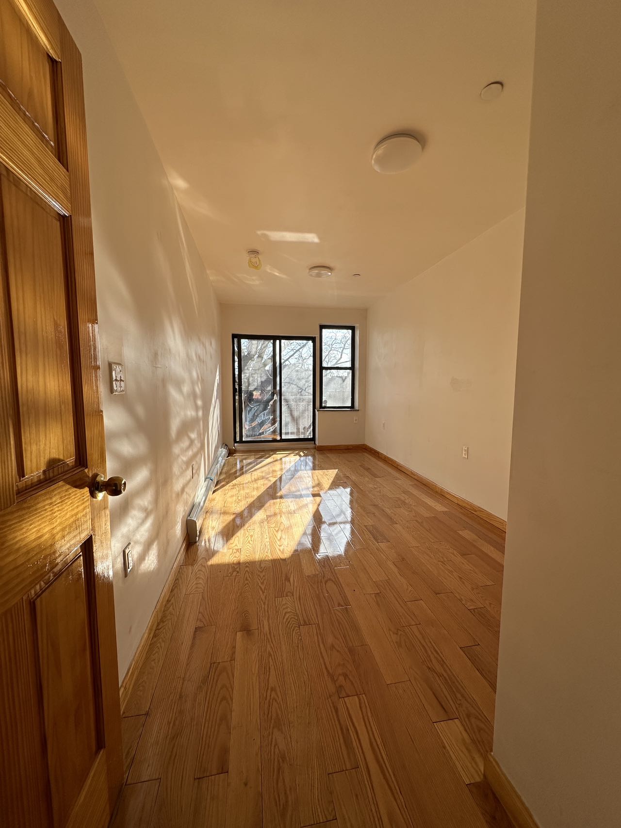 Brooklyn, New York, 11219, United States, 1 Bedroom Bedrooms, ,1 BathroomBathrooms,Residential,For Sale,1974120