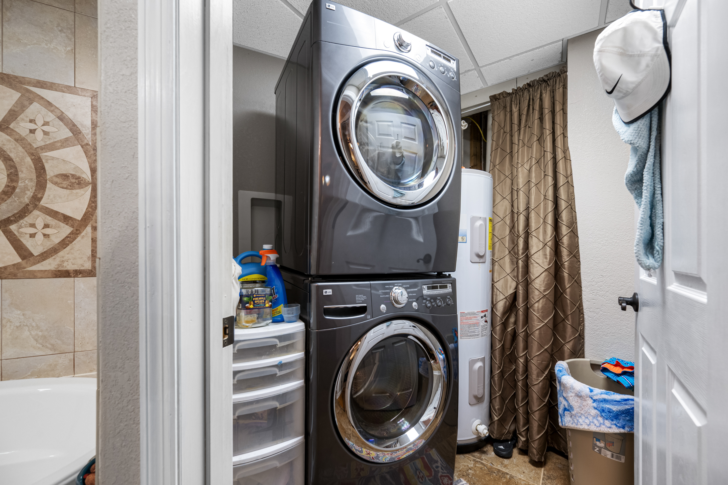 Apollo Beach, Florida, 33572, United States, 5 Bedrooms Bedrooms, ,7 BathroomsBathrooms,Residential,For Sale,1975807