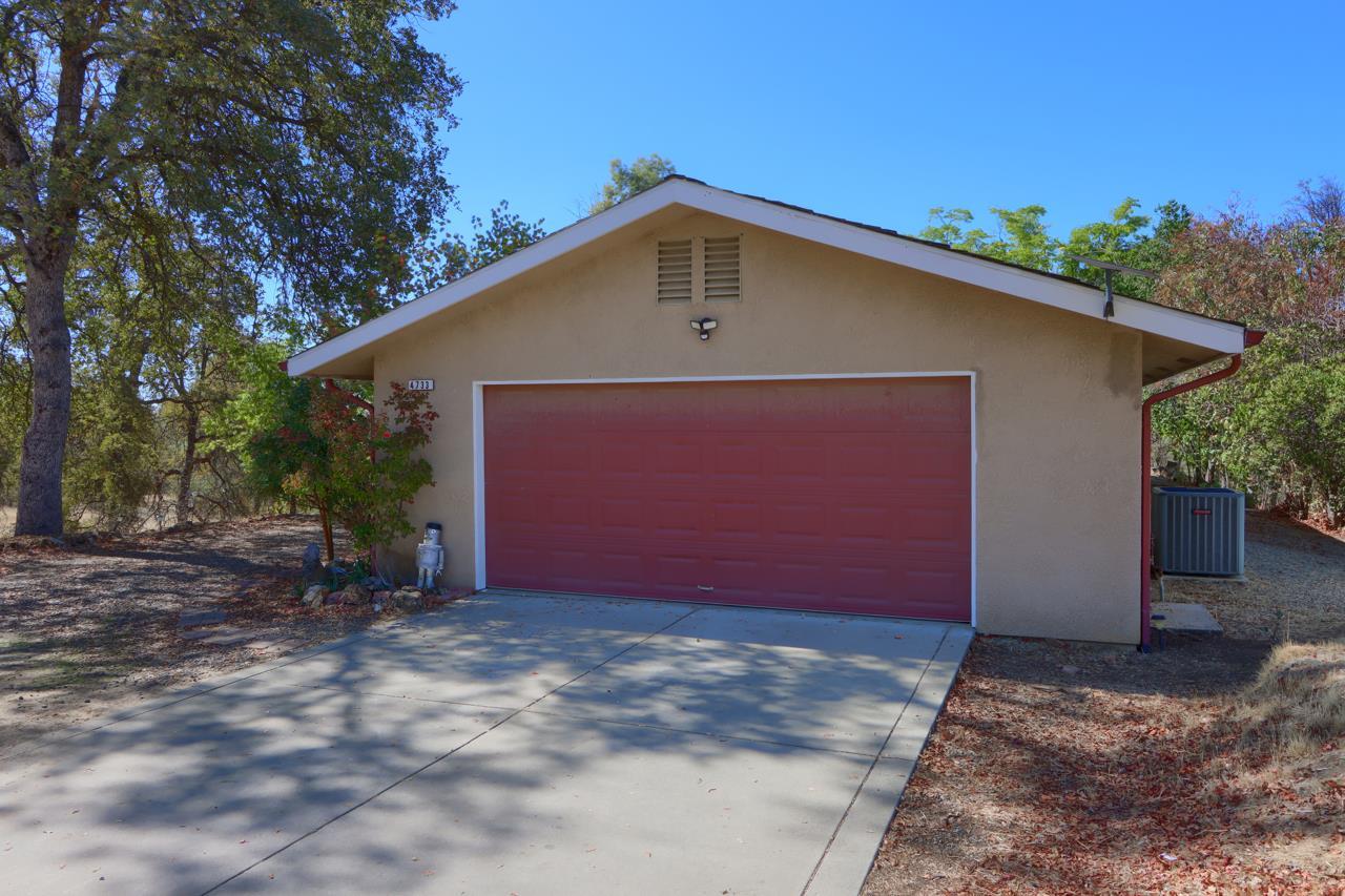 Mariposa, California, 95338, United States, 3 Bedrooms Bedrooms, ,2 BathroomsBathrooms,Residential,For Sale,1974178