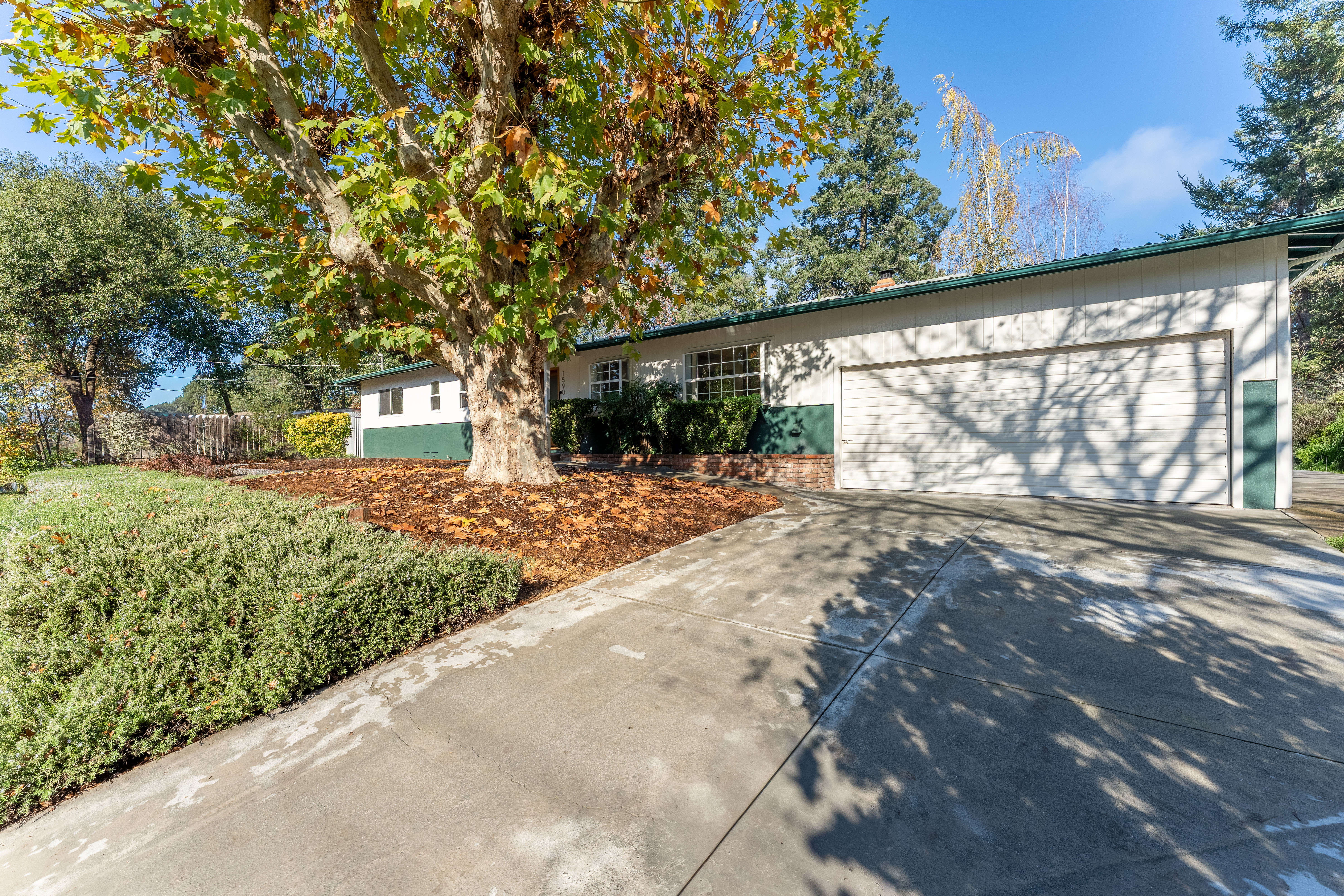 Ukiah, California, 95482, United States, 3 Bedrooms Bedrooms, ,2 BathroomsBathrooms,Residential,For Sale,1997142