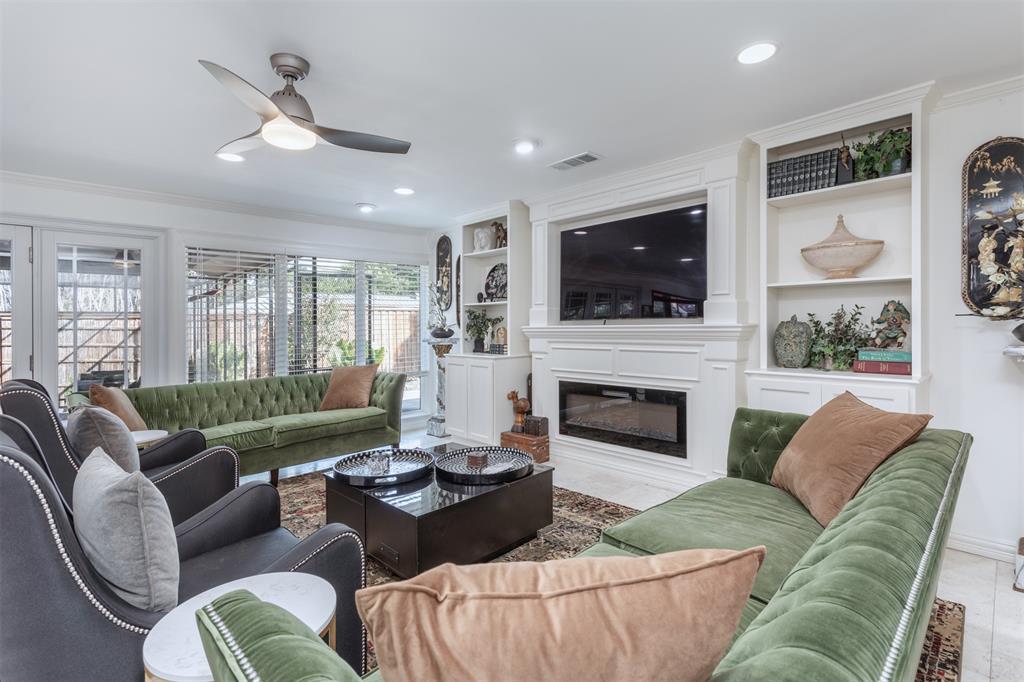 Dallas, Texas, 75229, United States, 4 Bedrooms Bedrooms, ,3 BathroomsBathrooms,Residential,For Sale,1751224