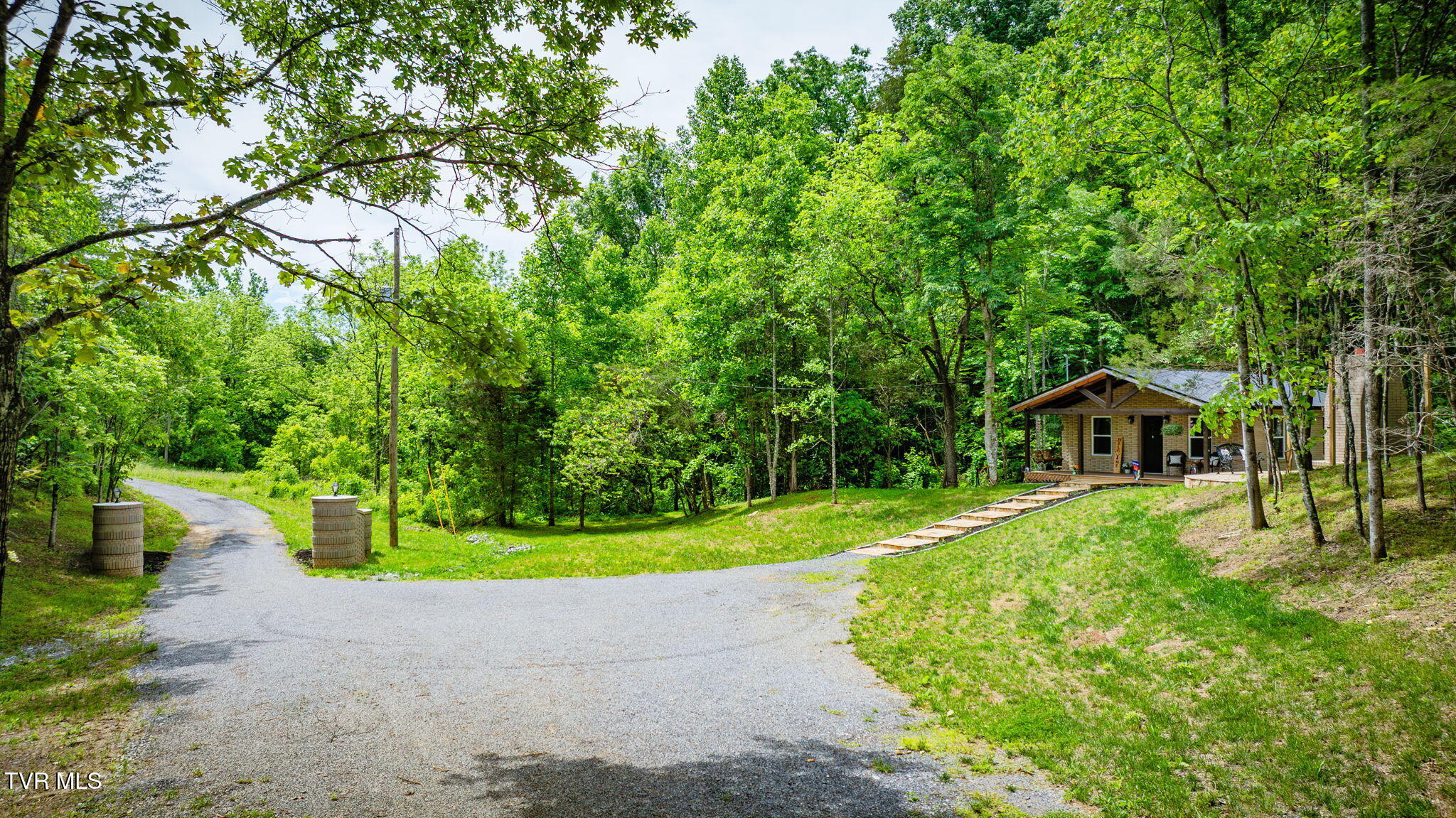 Kingsport, Tennessee, 37660, United States, 1 Bedroom Bedrooms, ,1 BathroomBathrooms,Residential,For Sale,1973991